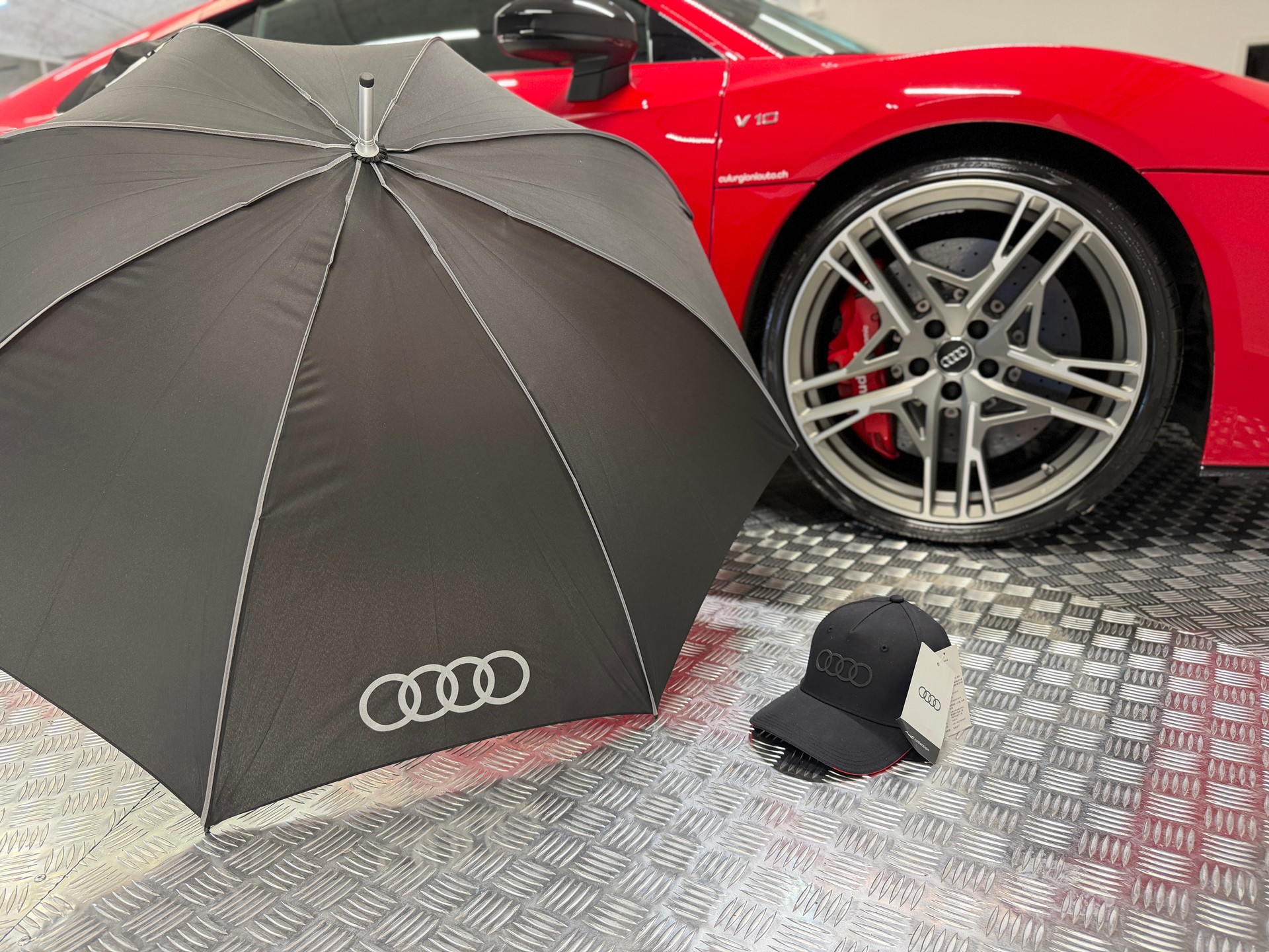 AUDI R8 Coupé performance S-Tronic-image-25