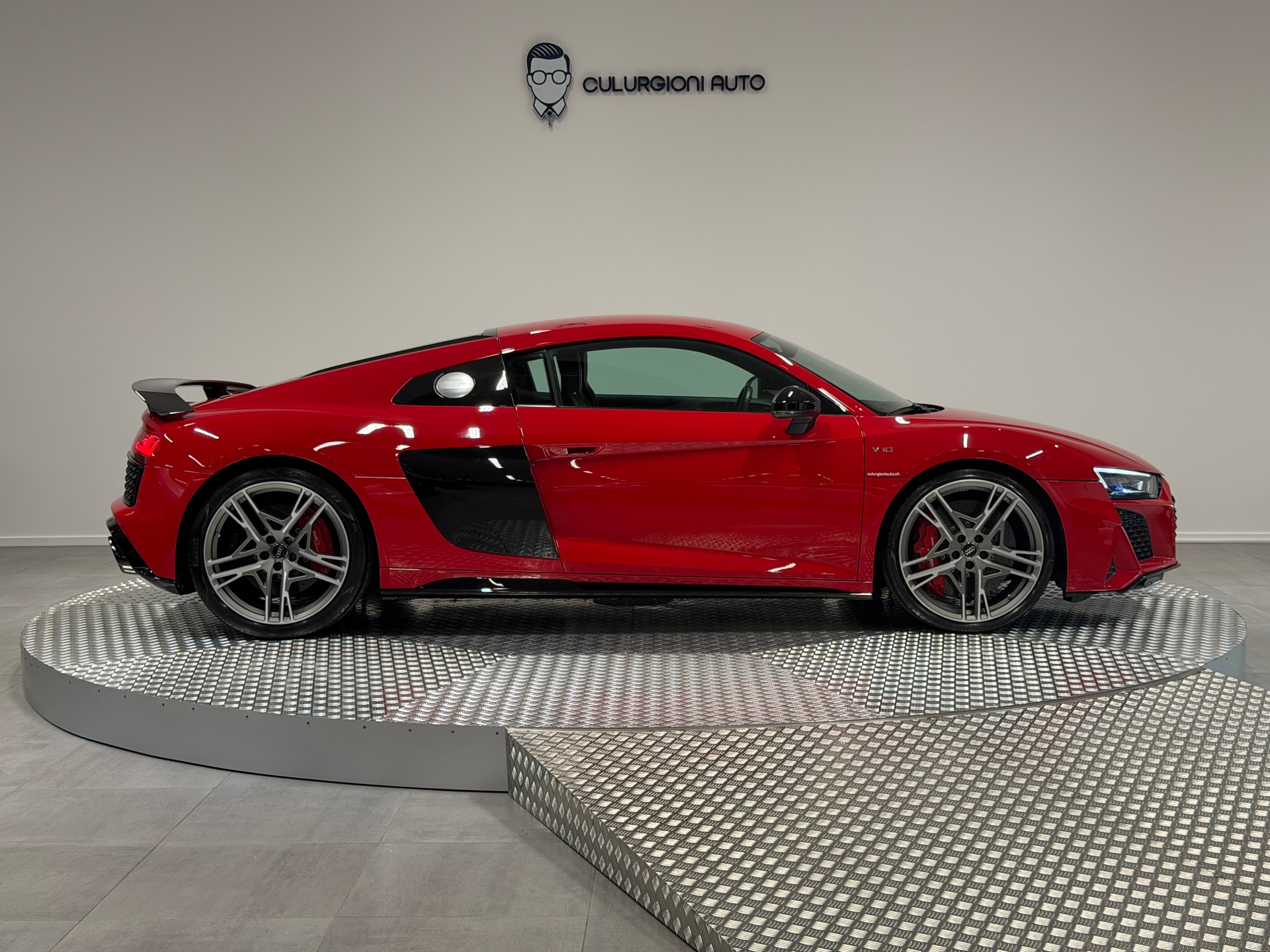 AUDI R8 Coupé performance S-Tronic-image-5
