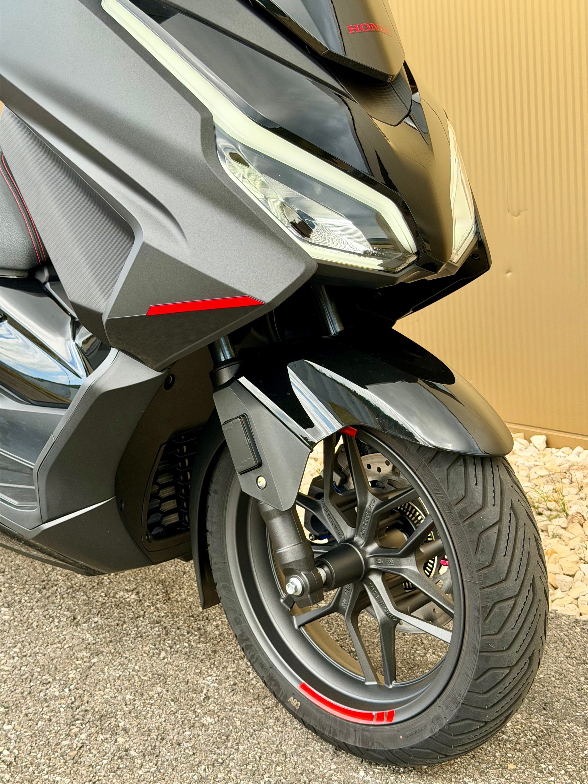 HONDA NSS 350 Smart Top Box-showroom-element-1