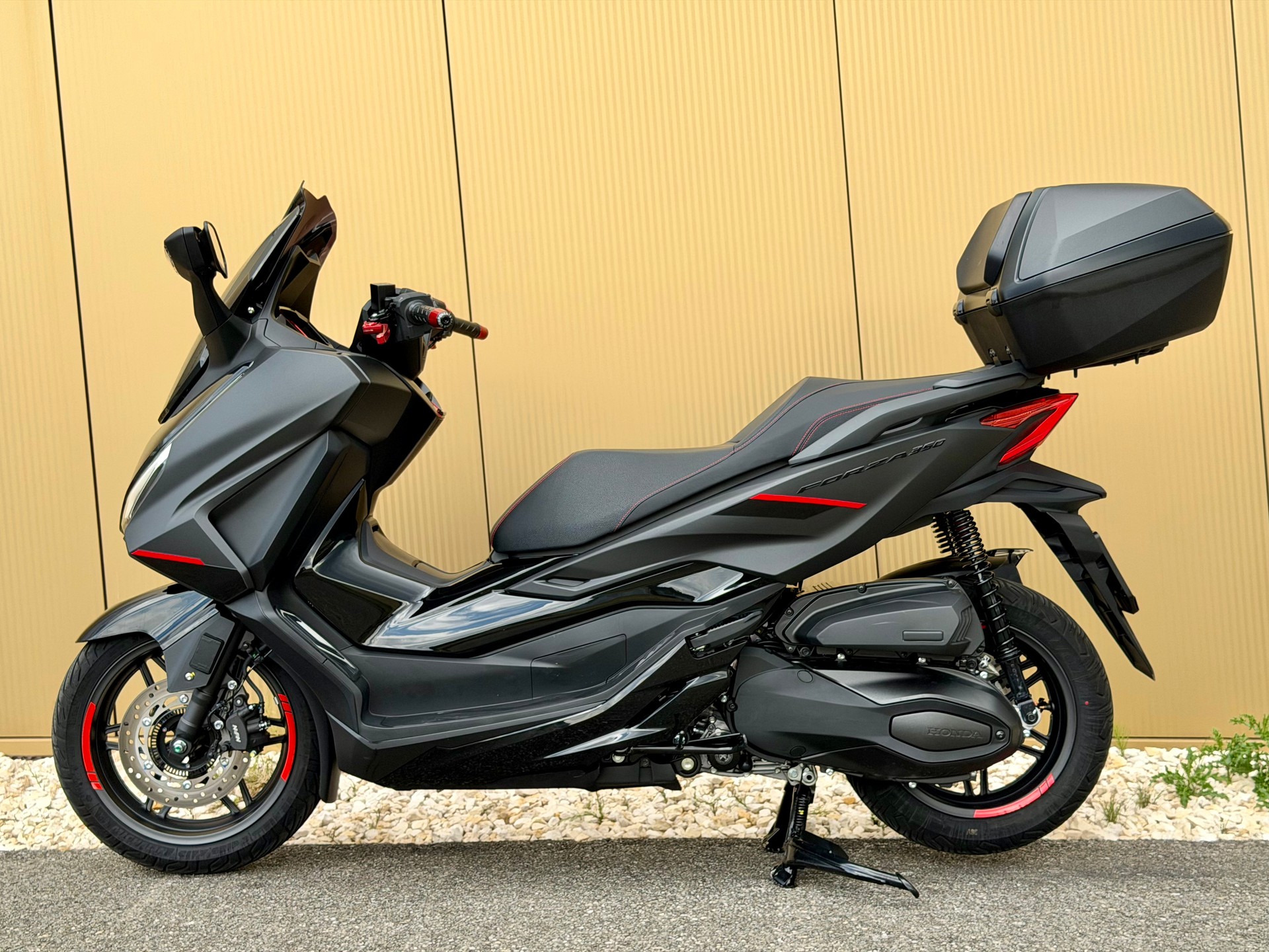 HONDA NSS 350 Smart Top Box-image-10
