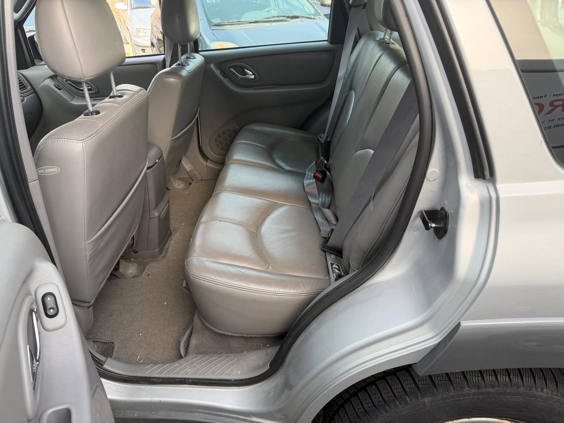 MAZDA Tribute 3.0 V6 Executive-image-5