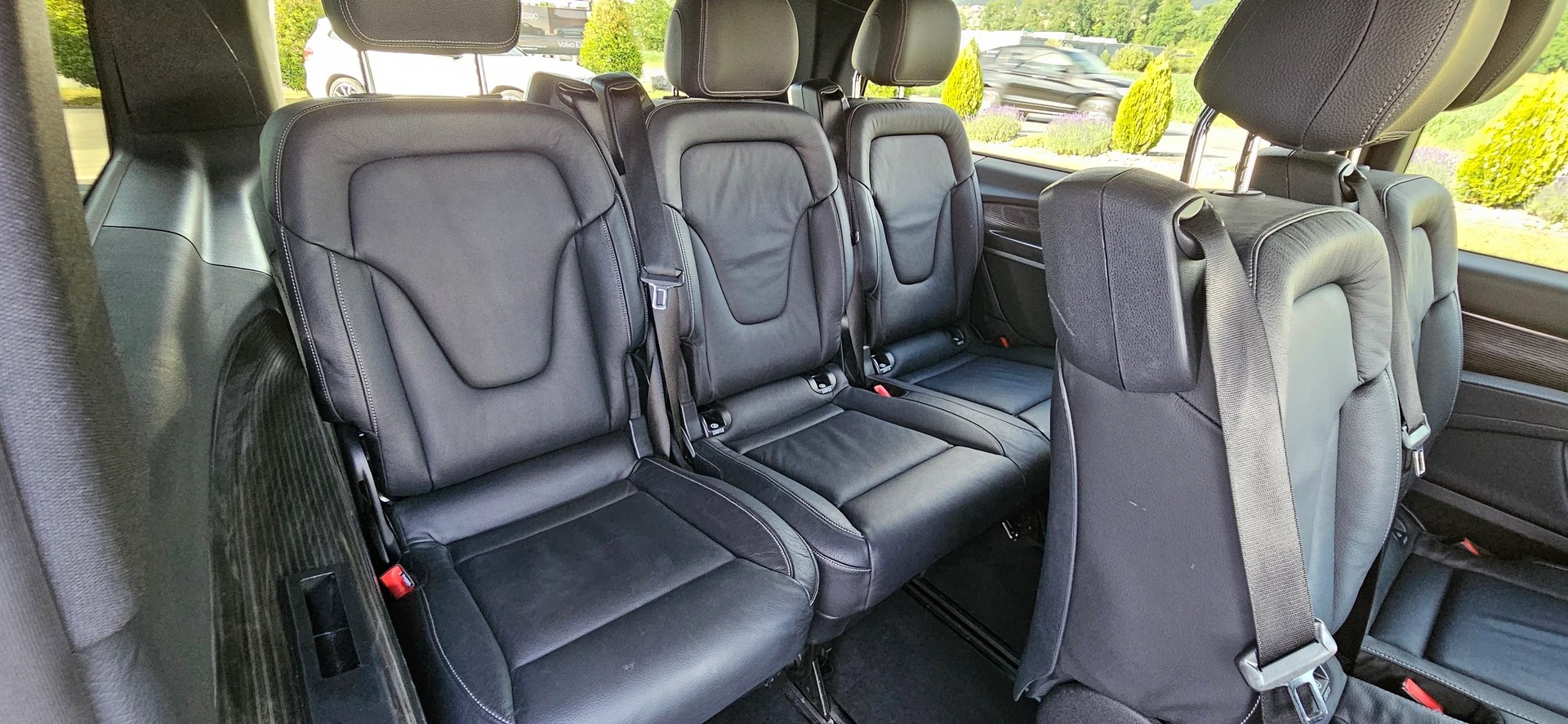 MERCEDES-BENZ V 300 d lang 9G-Tronic-image-9
