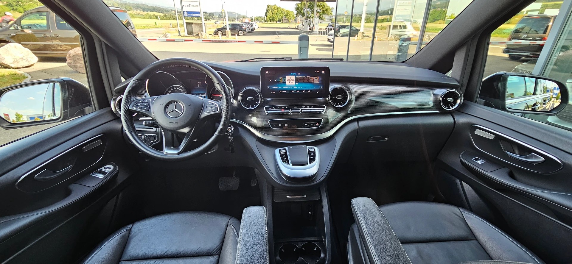 MERCEDES-BENZ V 300 d lang 9G-Tronic-image-6