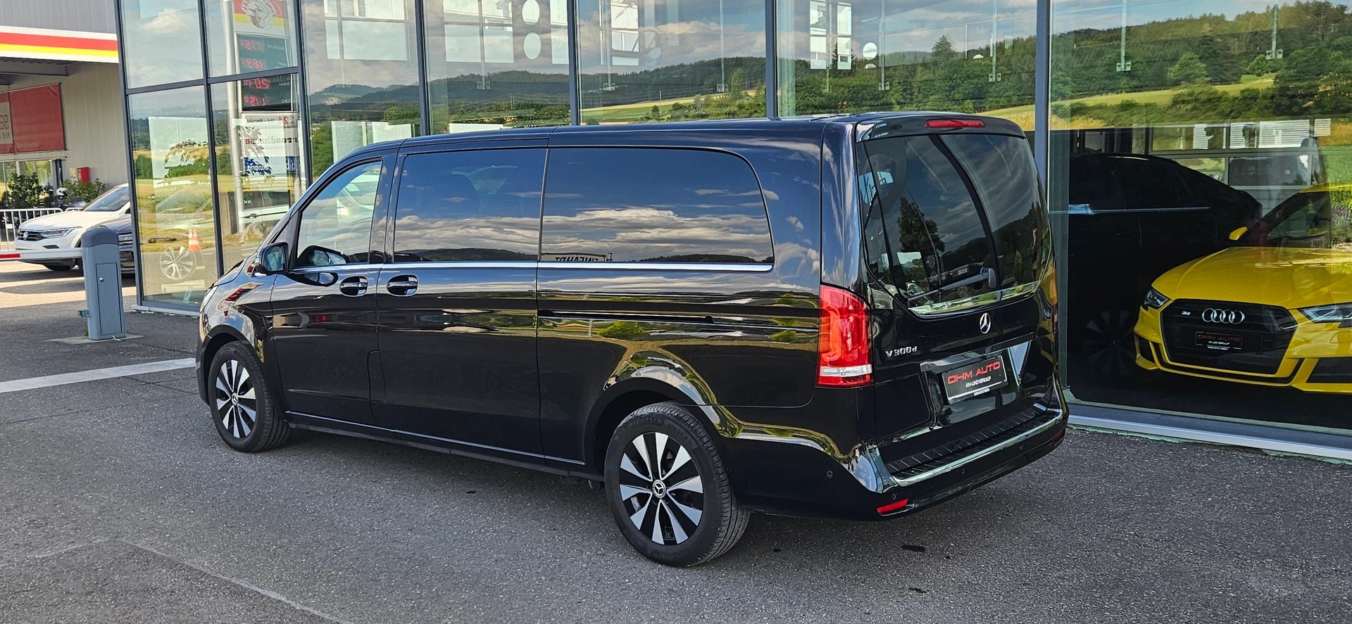 MERCEDES-BENZ V 300 d lang 9G-Tronic-image-3