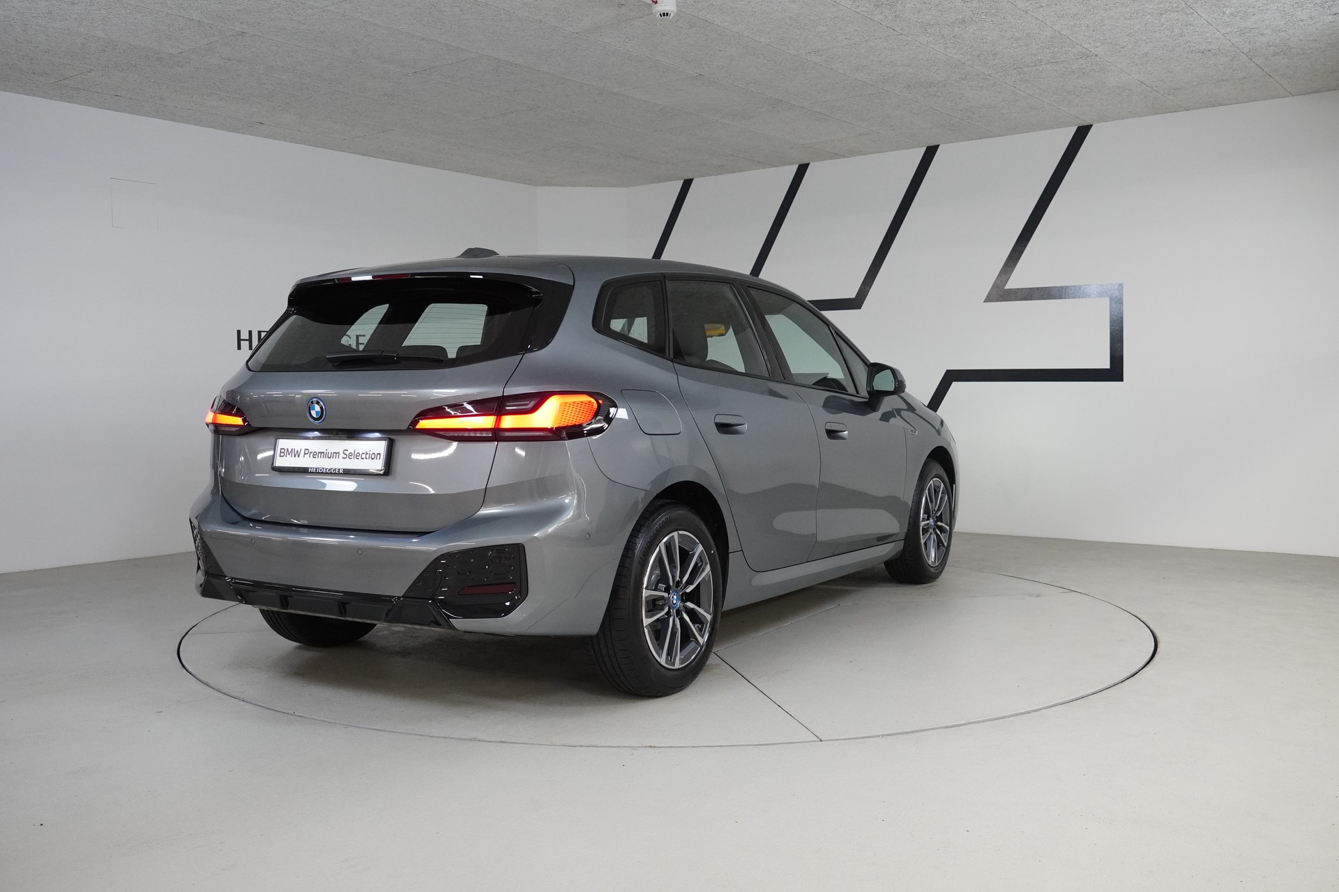 BMW 225e xDrive Active Tourer M Sport-image-7