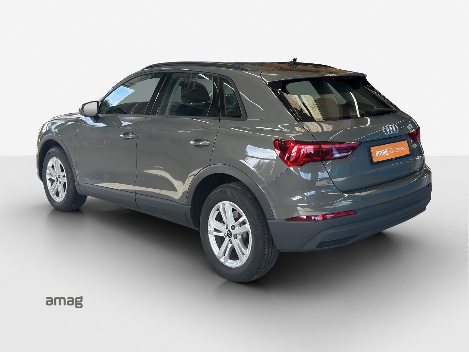 AUDI Q3 Sportback 35 TFSI Attraction S-tronic-showroom-element-2