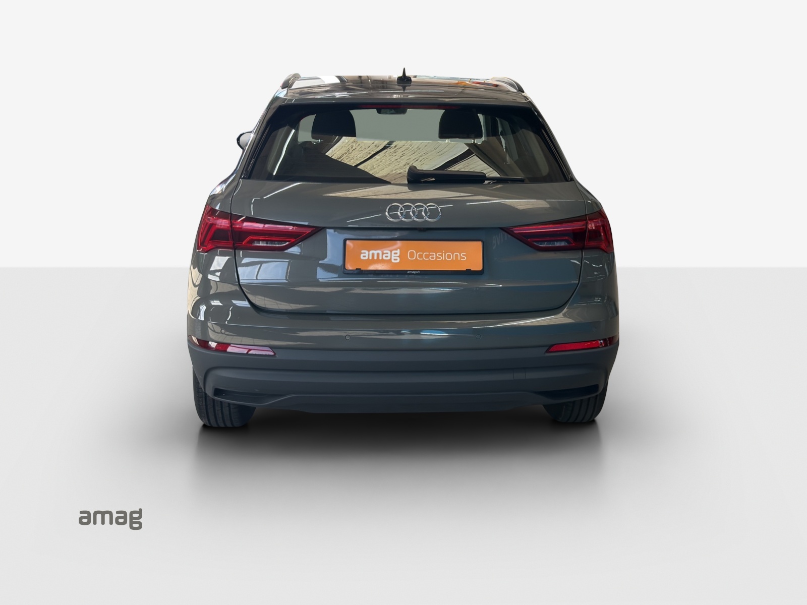 AUDI Q3 Sportback 35 TFSI Attraction S-tronic-showroom-element-3
