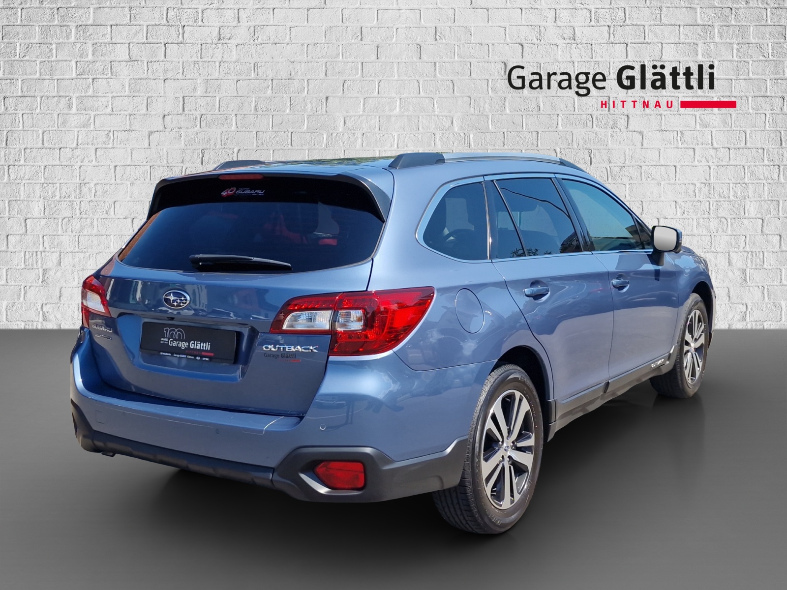 SUBARU Outback 2.5i Luxury-showroom-element-2