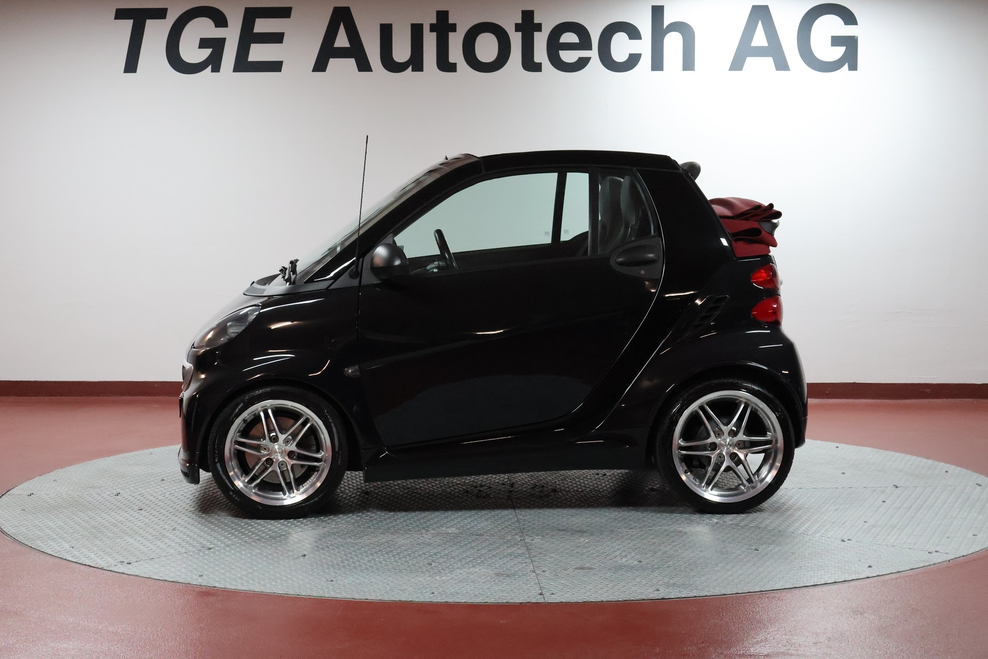 SMART fortwo Brabus Xclusive softouch-showroom-element-3