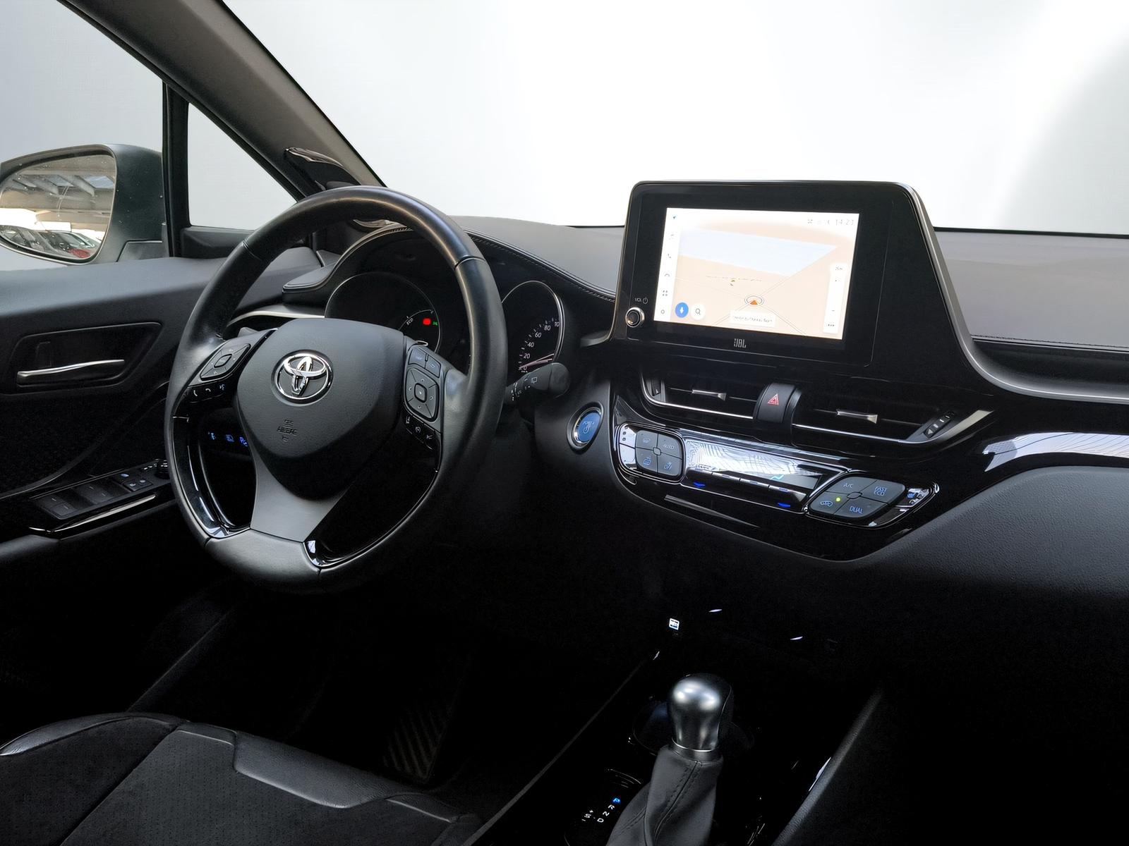 TOYOTA C-HR 2.0 VVTi HSD Move-image-14