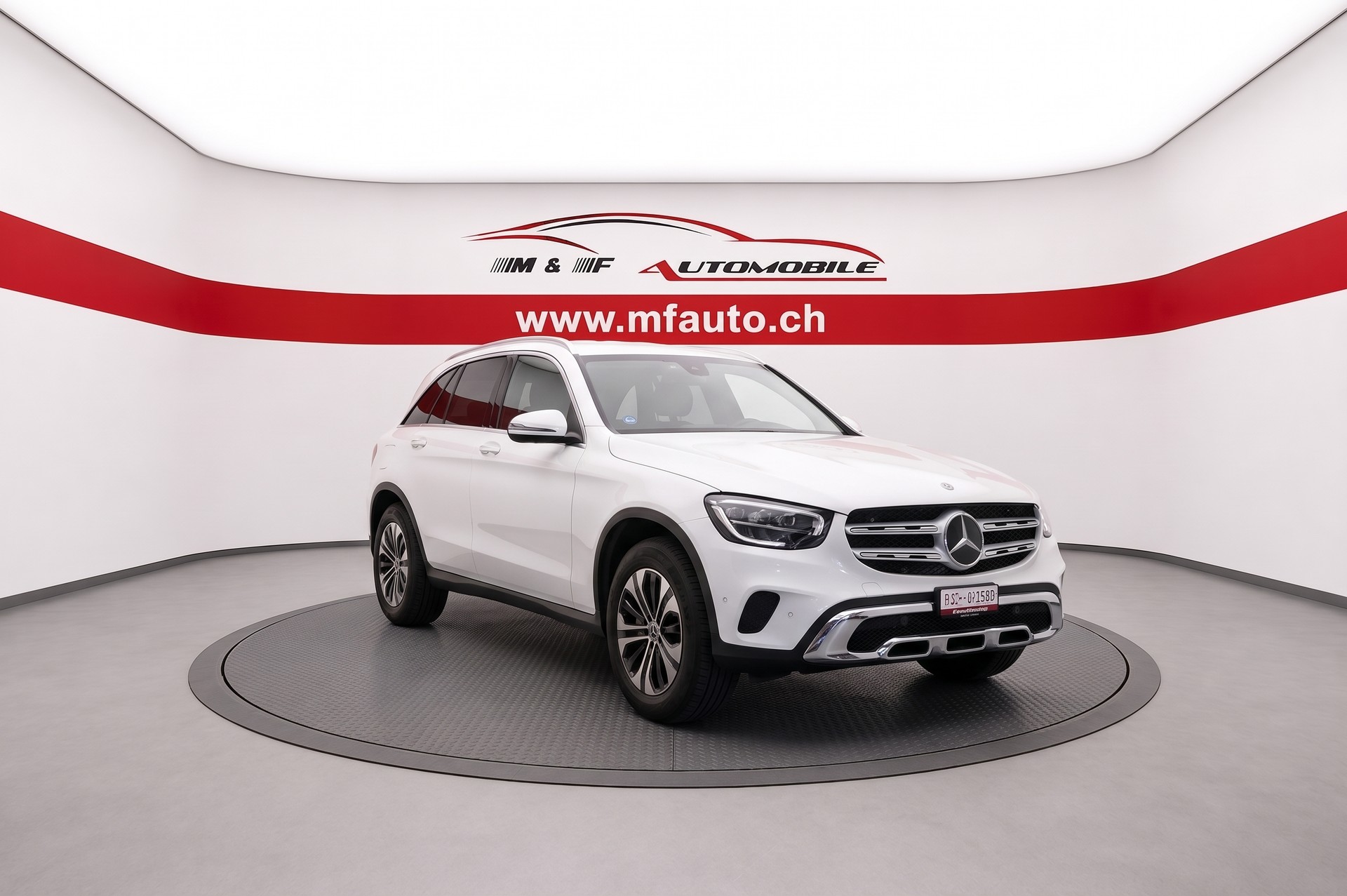 MERCEDES-BENZ GLC 300 e 4m * CH Fahrzeug *-showroom-element-2