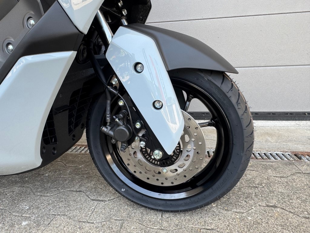 YAMAHA NMAX 125 Tech-MAX-image-5