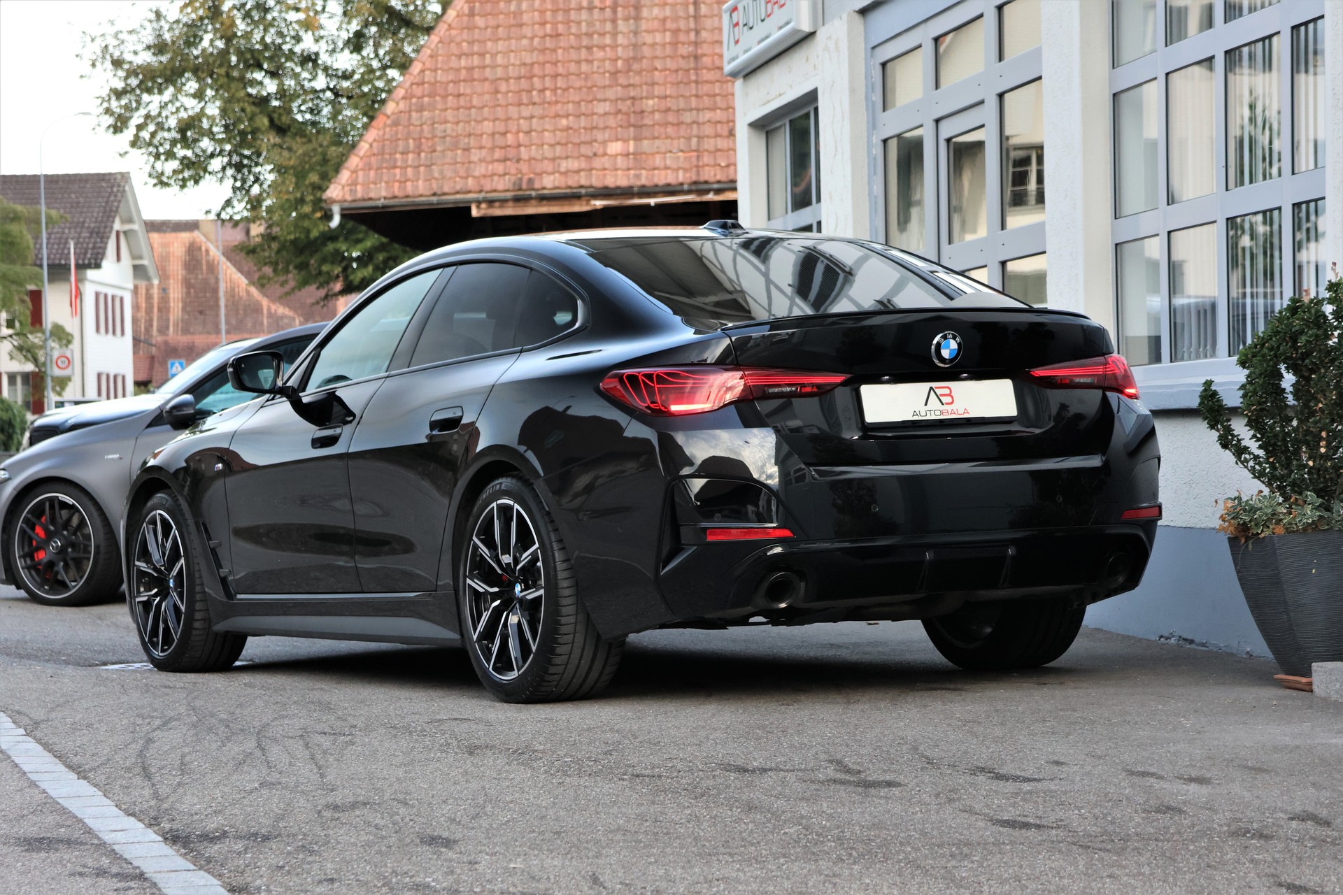BMW 420d xDrive 48V Gran Coupé M Sport Pro Steptronic-showroom-element-2