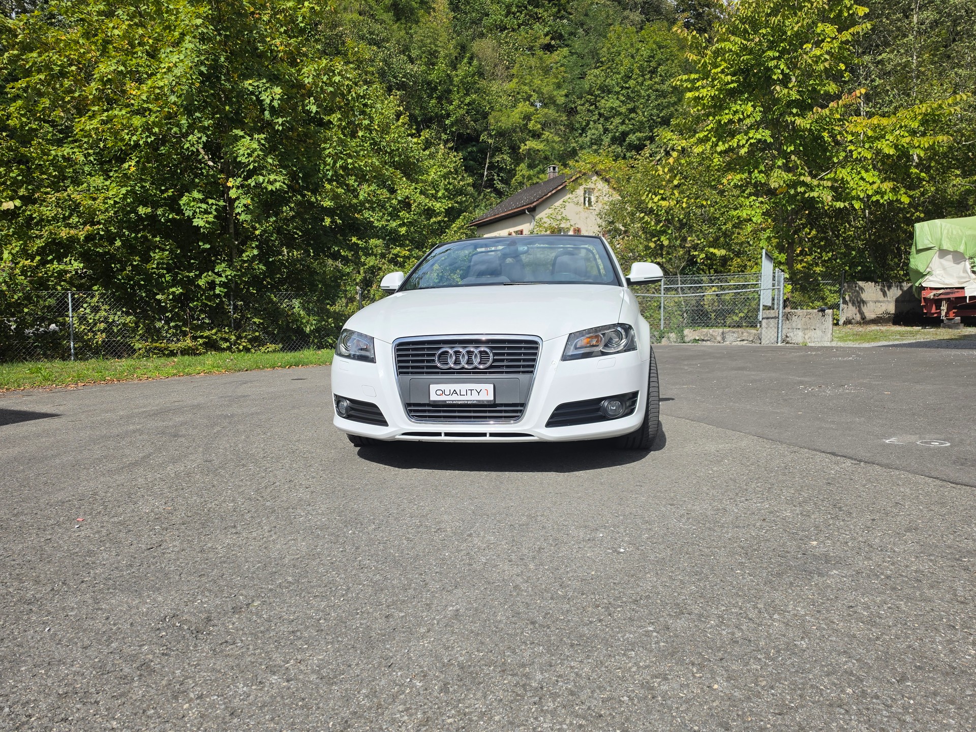 AUDI A3 Cabriolet 1.8 TFSI Ambition-showroom-element-2