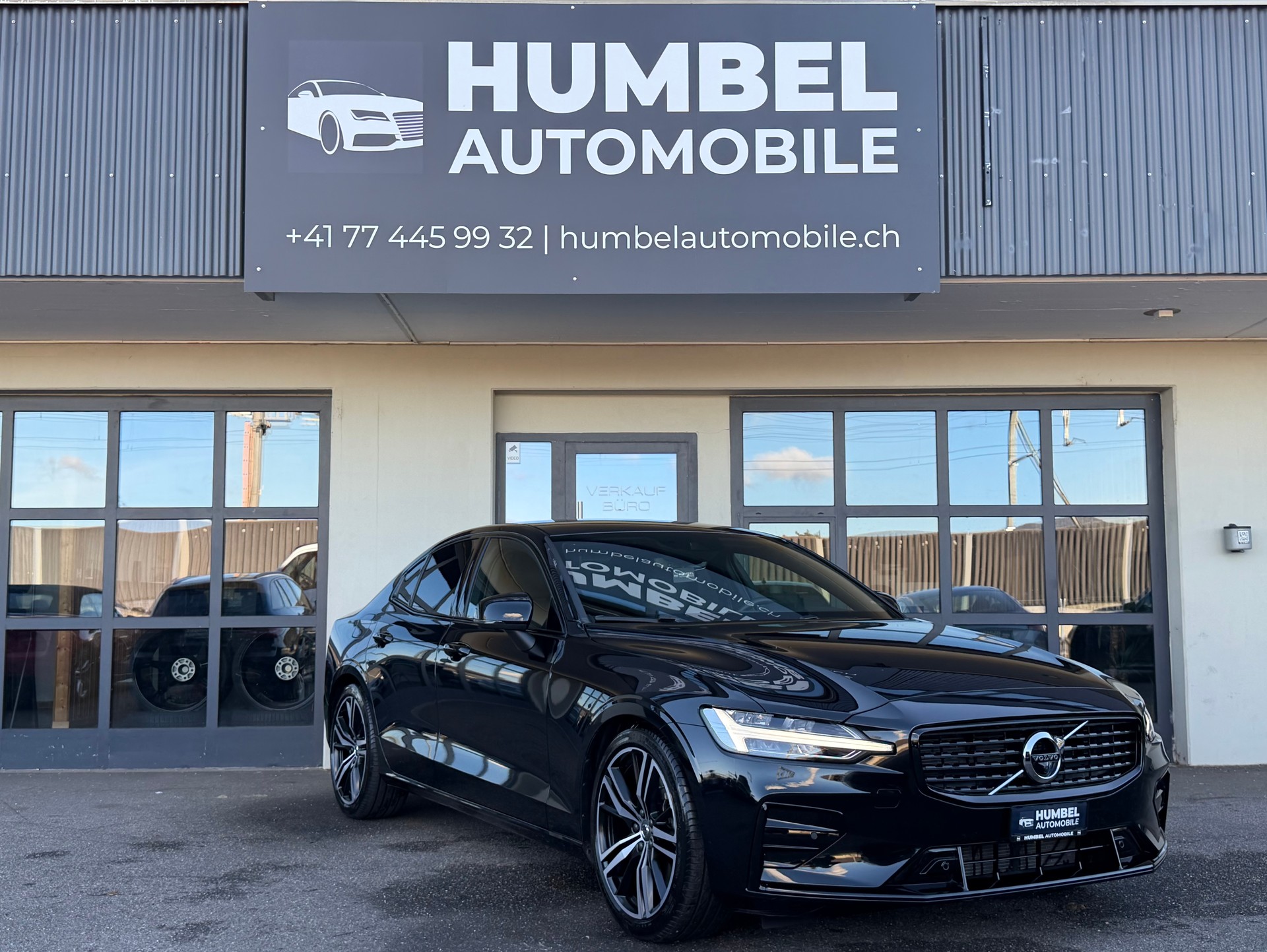 VOLVO S60 B5 AWD Benzin Mild Hybrid Plus Dark Geartronic