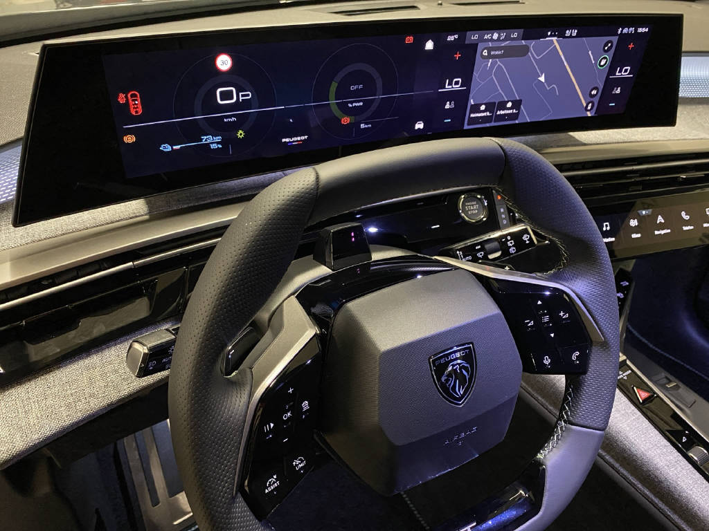 PEUGEOT 5008 Long Range e-GT Exclusive-image-8