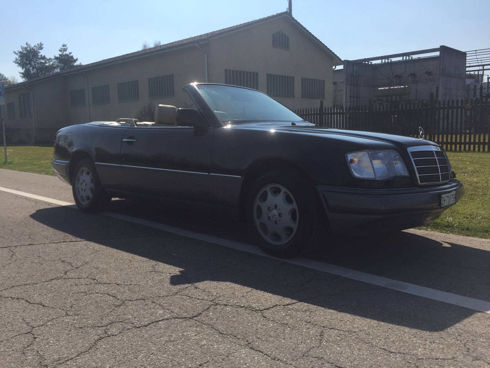MERCEDES-BENZ E 320 Cabrio VETERAN MFK-image-3