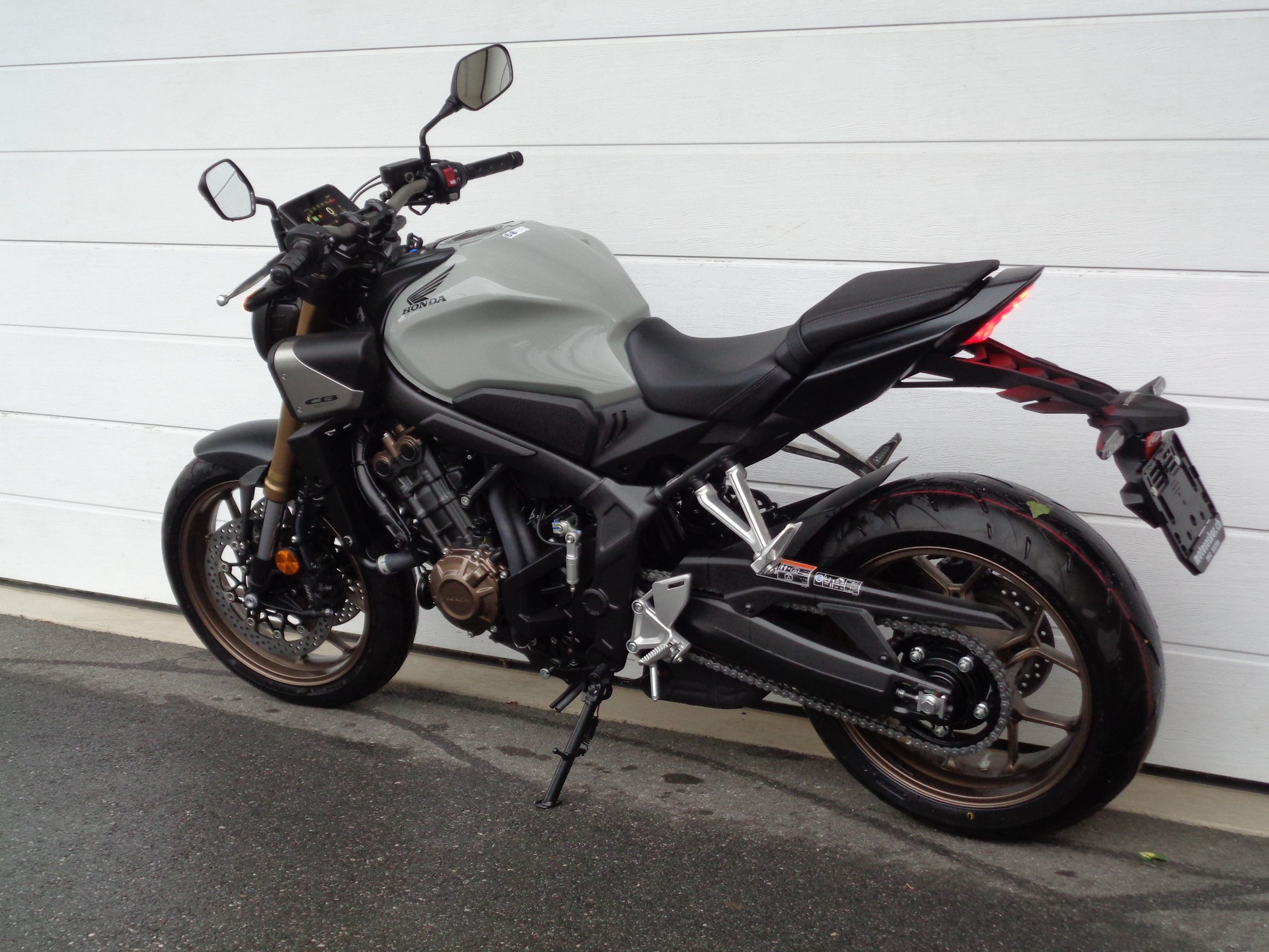 HONDA CB 650 R E-Clutch-image-11