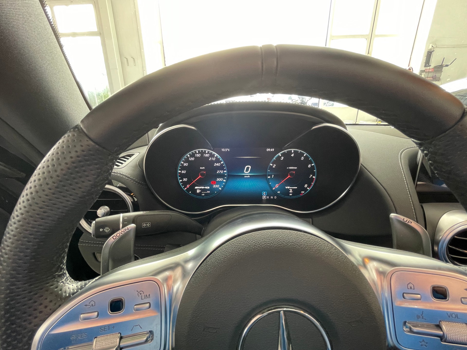 MERCEDES-BENZ AMG GT Roadster-image-17