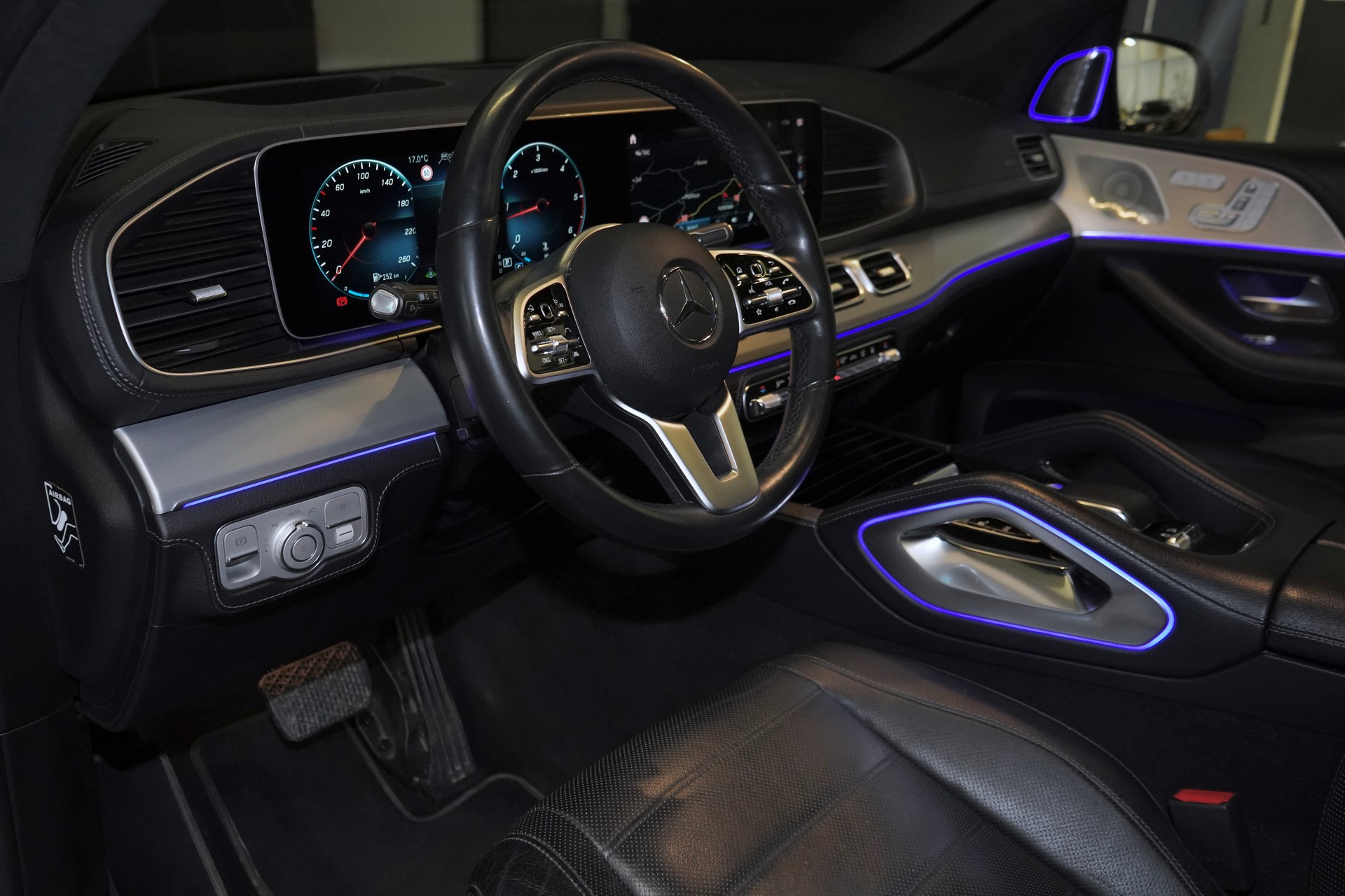 MERCEDES-BENZ GLE 350 d 4Matic AMG Line 7 platz 9G-Tronic-image-3