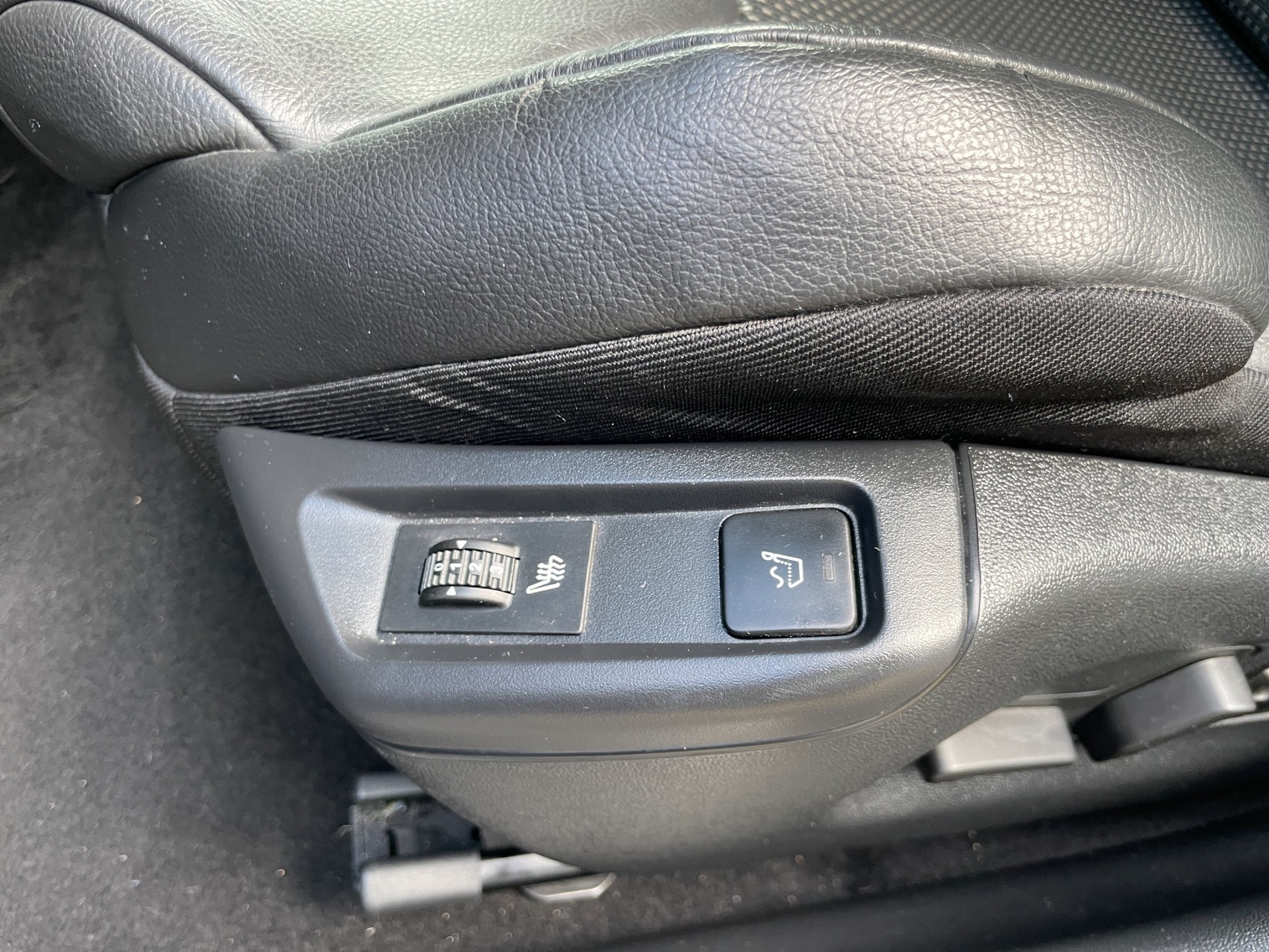 CITROEN C5 Berline 1.6 Turbo Exclusive Automatic-image-9