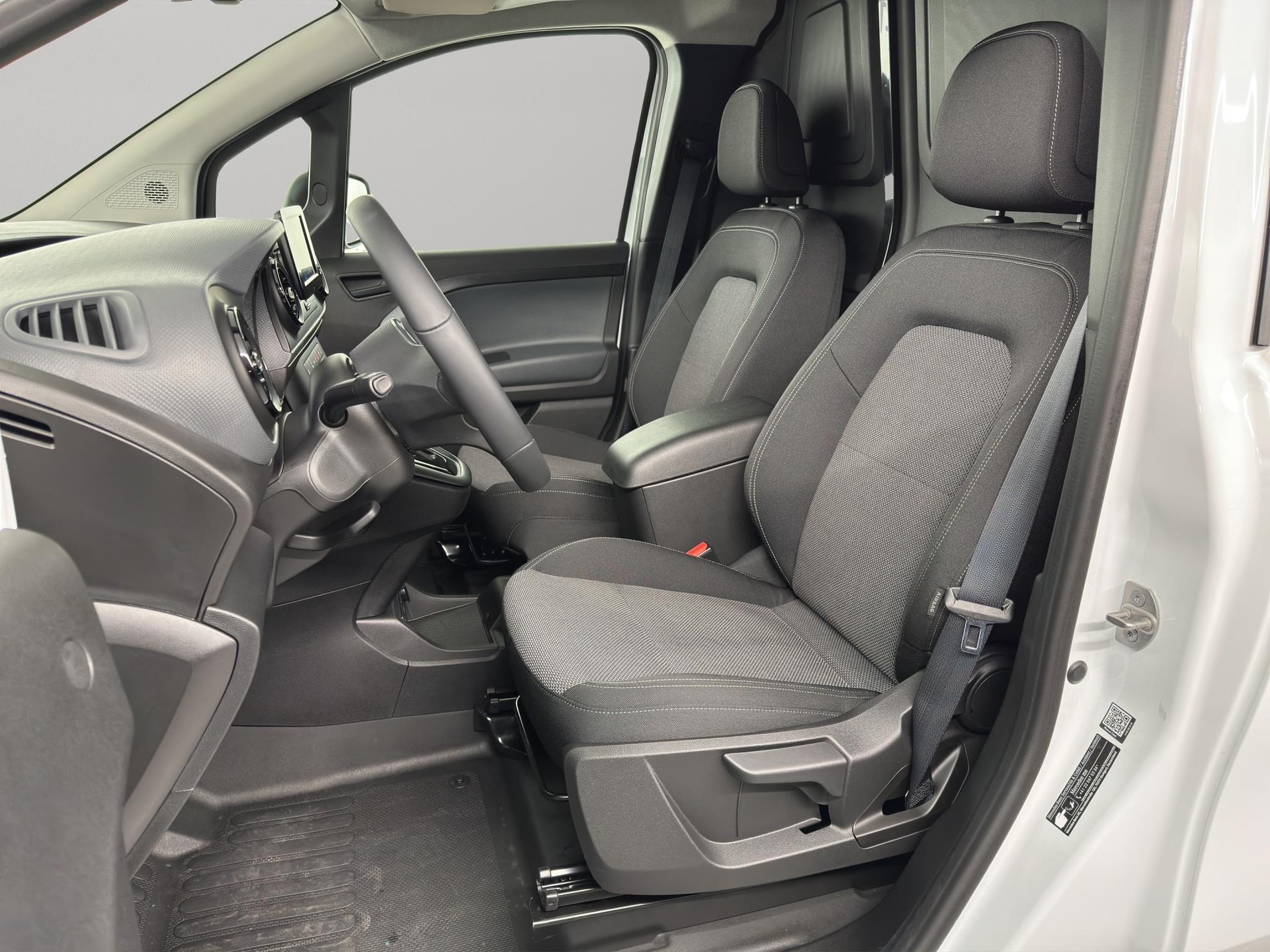 MERCEDES-BENZ eCitan 112 Kaw. S 45 kWh-image-10