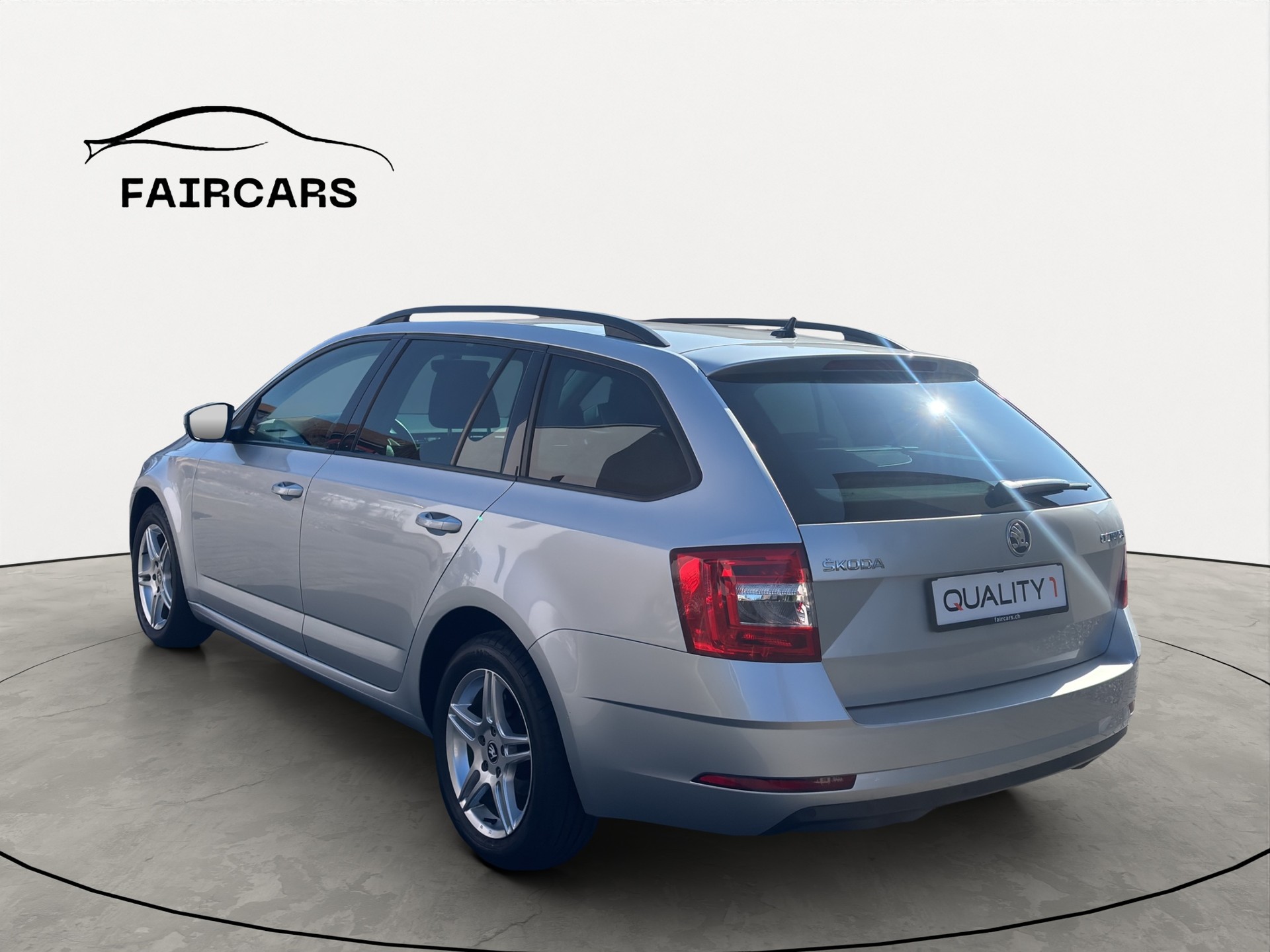 SKODA Octavia Combi 1.6 TDI Ambition DSG-showroom-element-3
