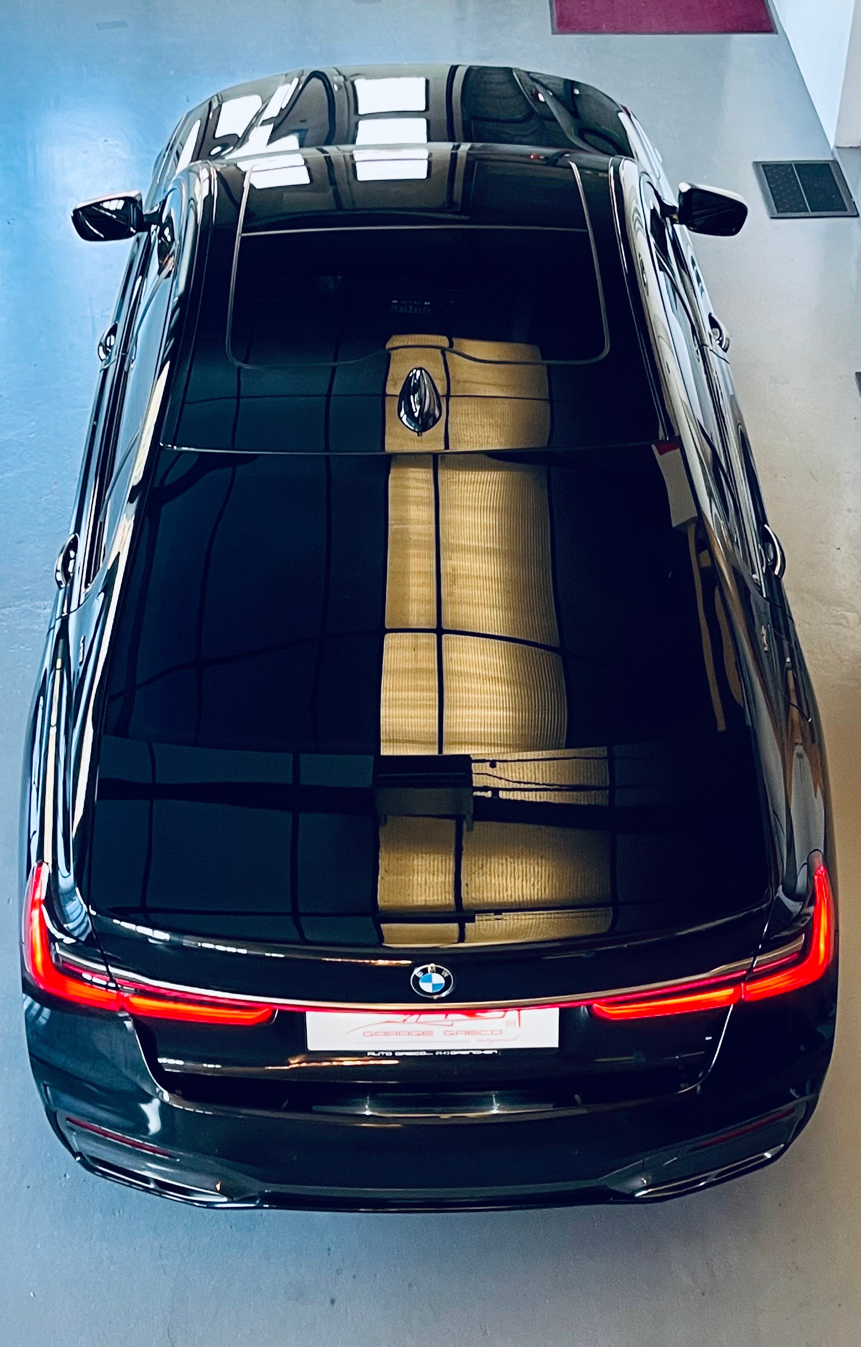 BMW M760Li xDrive V12 Excellence Sport Getriebe-image-9
