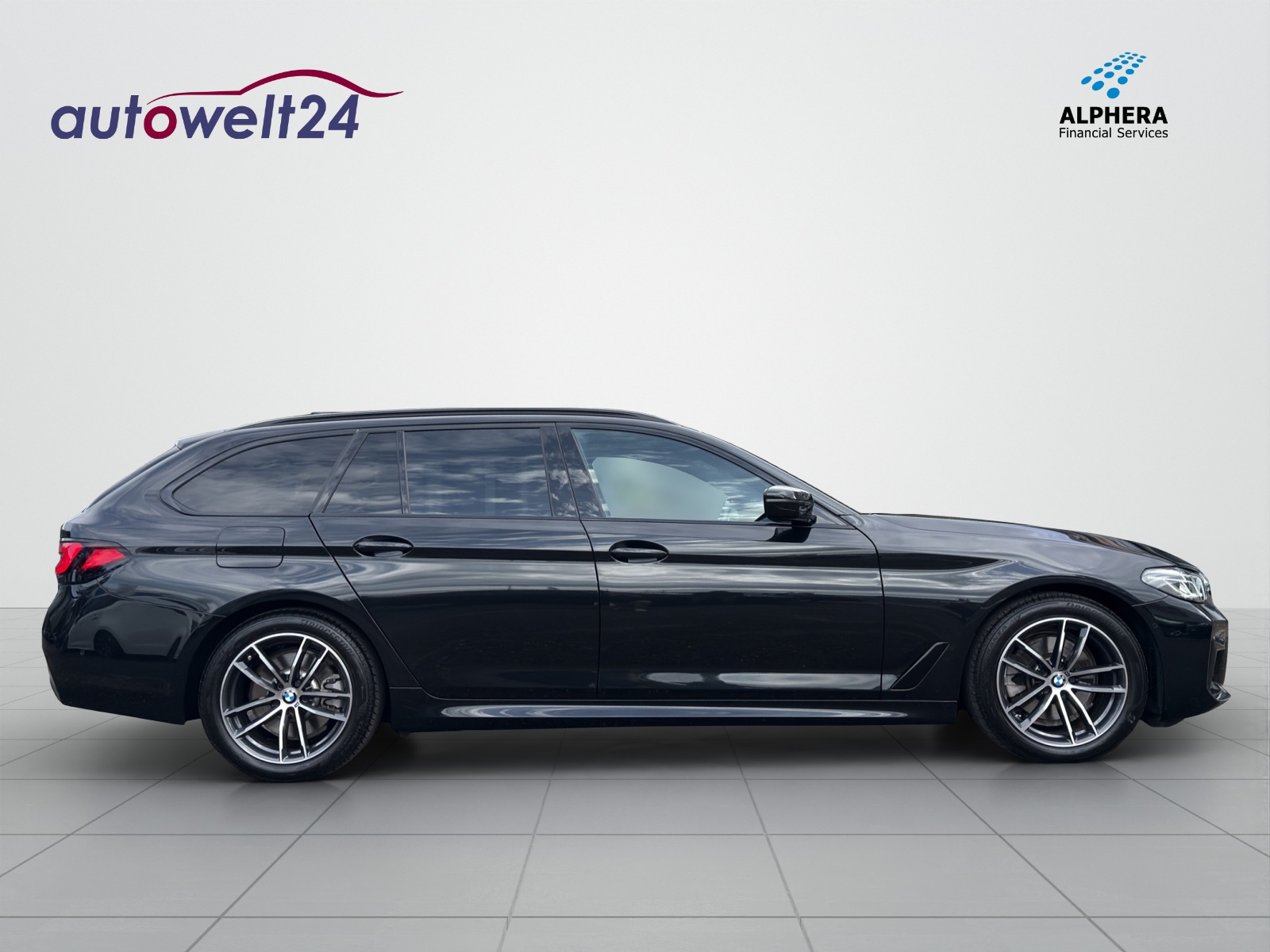 BMW 520d xDrive 48V Touring M Sport Steptronic-showroom-element-3