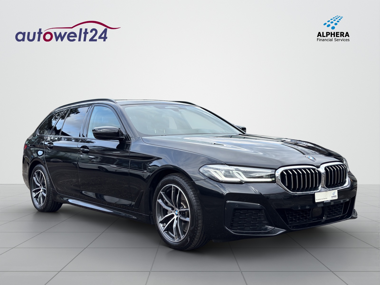 BMW 520d xDrive 48V Touring M Sport Steptronic-showroom-element-2