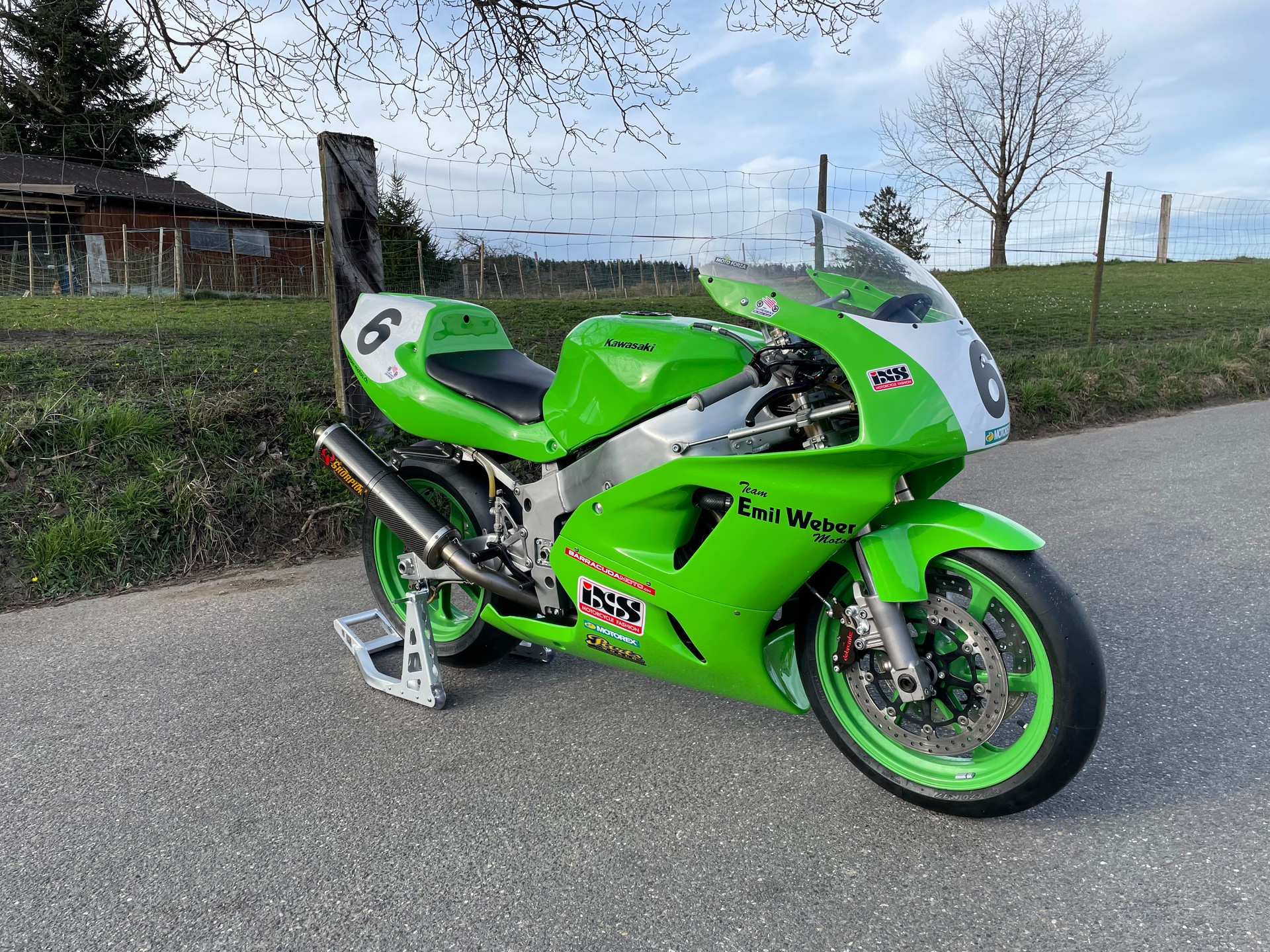 KAWASAKI ZXR-750 RR-image-2