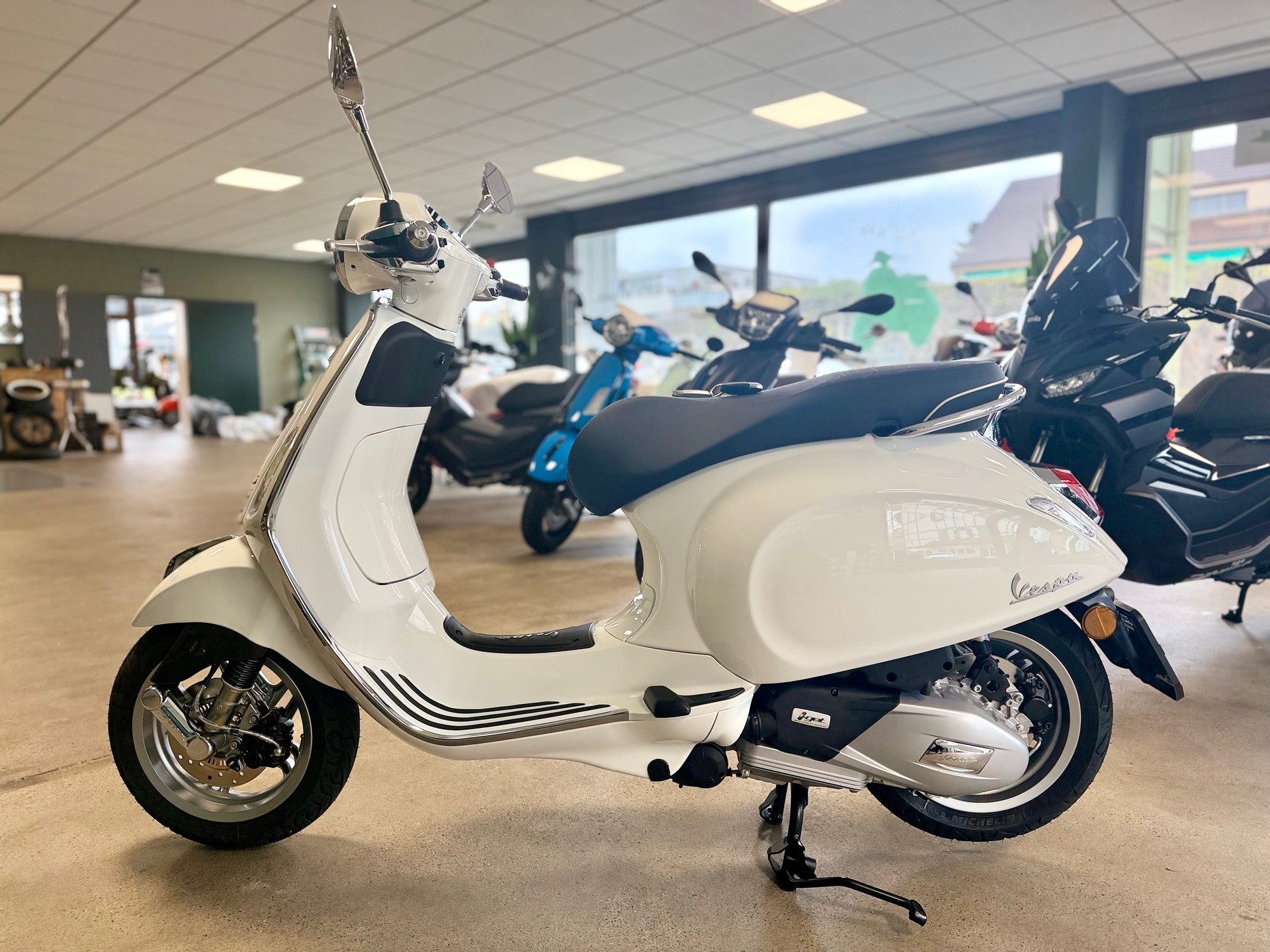 PIAGGIO Vespa 125 Primavera Euro 5+-image-5