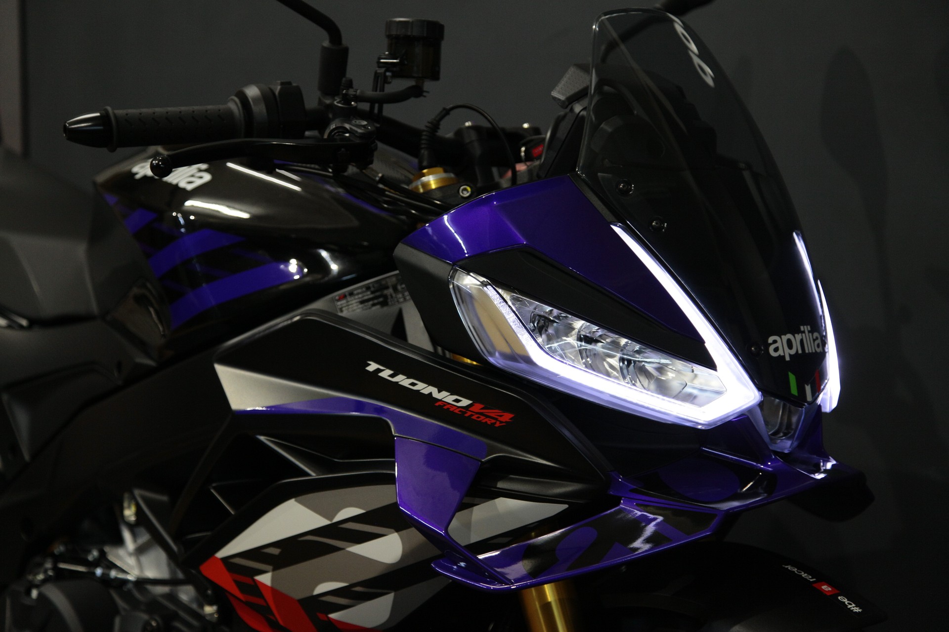 APRILIA Tuono V4 1100 E5+ Factory SC-Project-image-1