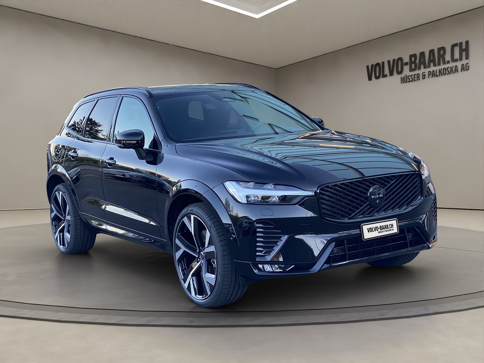 VOLVO XC60 2.0 B5 MH Black Edition AWD-image-6