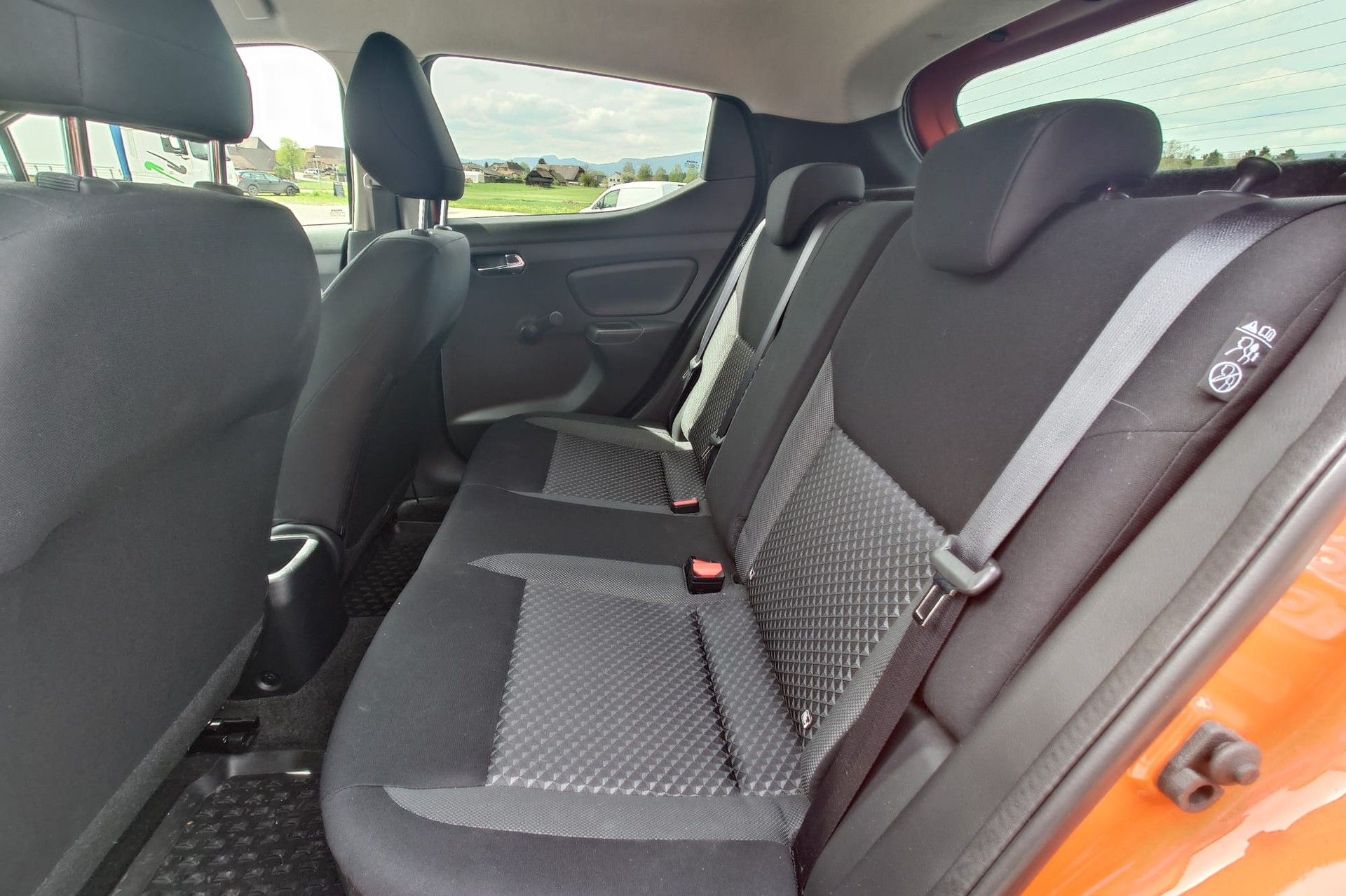 NISSAN Micra 1.0 IG-T N-Way-image-7