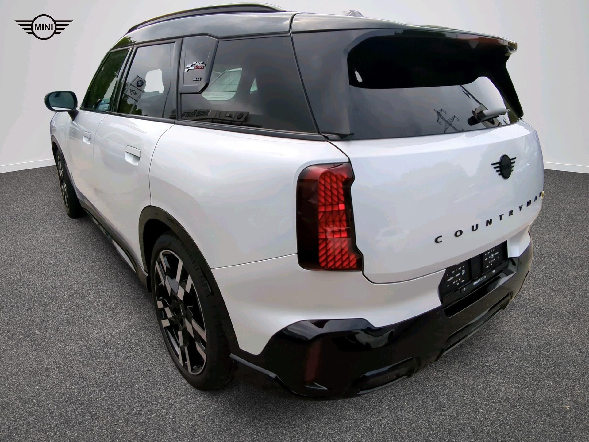 MINI Countryman SE ALL4-image-4