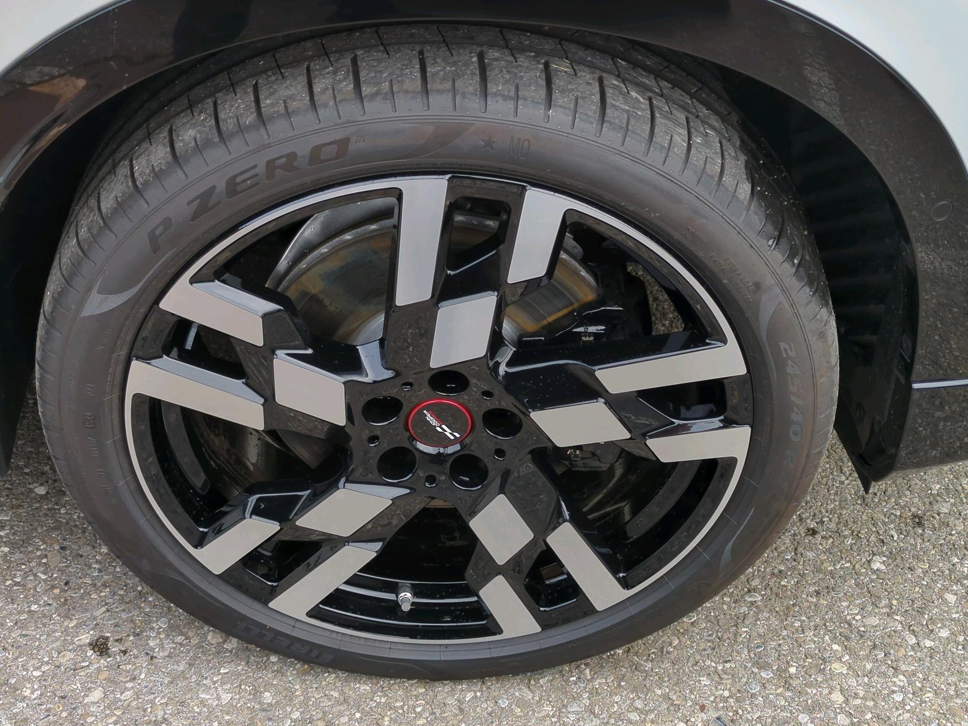 MINI Countryman SE ALL4-image-9