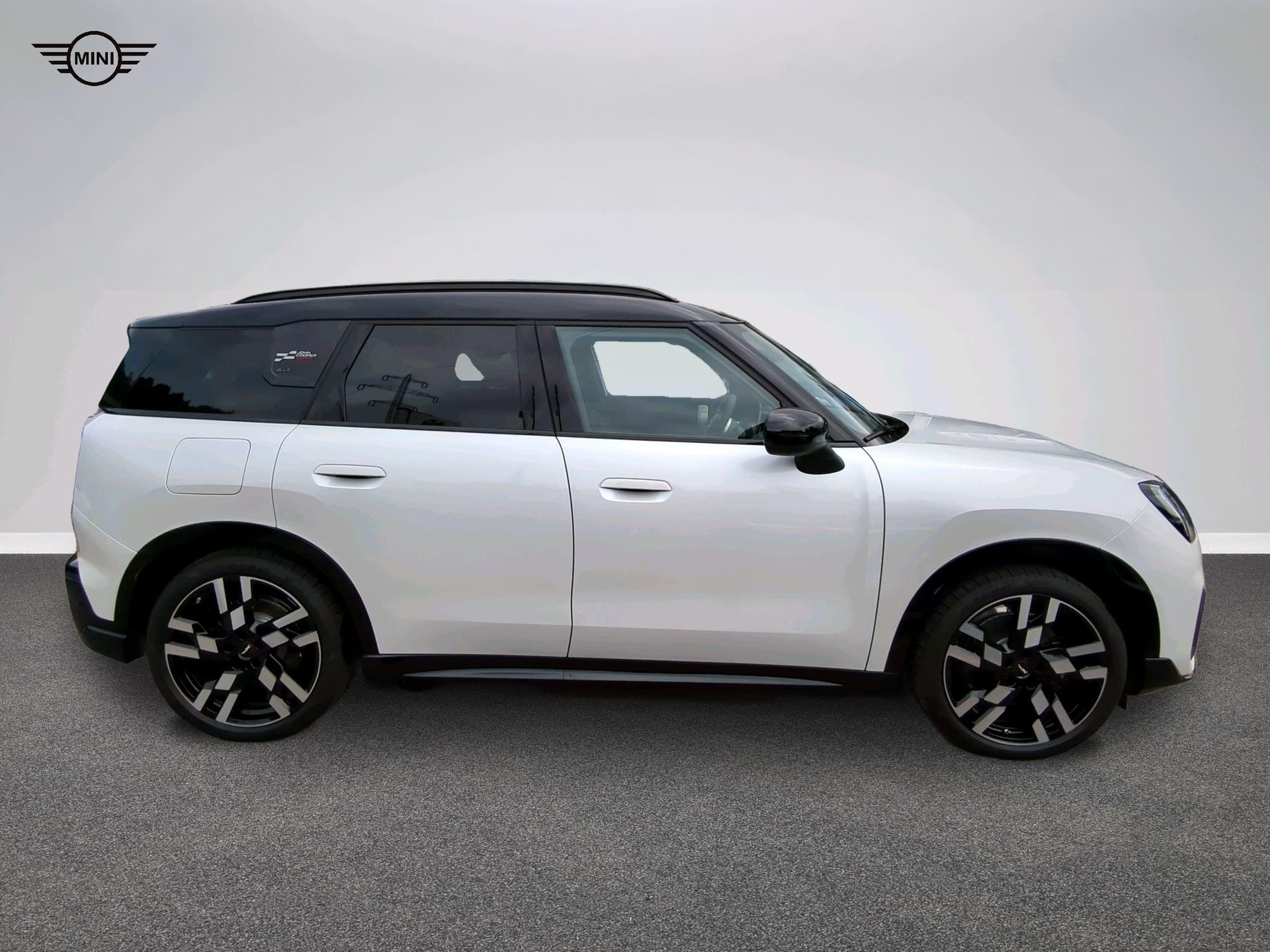 MINI Countryman SE ALL4-showroom-element-1