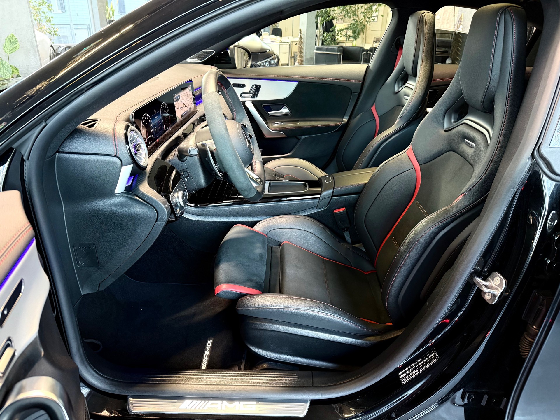 MERCEDES-BENZ CLA 45 S AMG 4Matic+ 8G-DCT-image-10