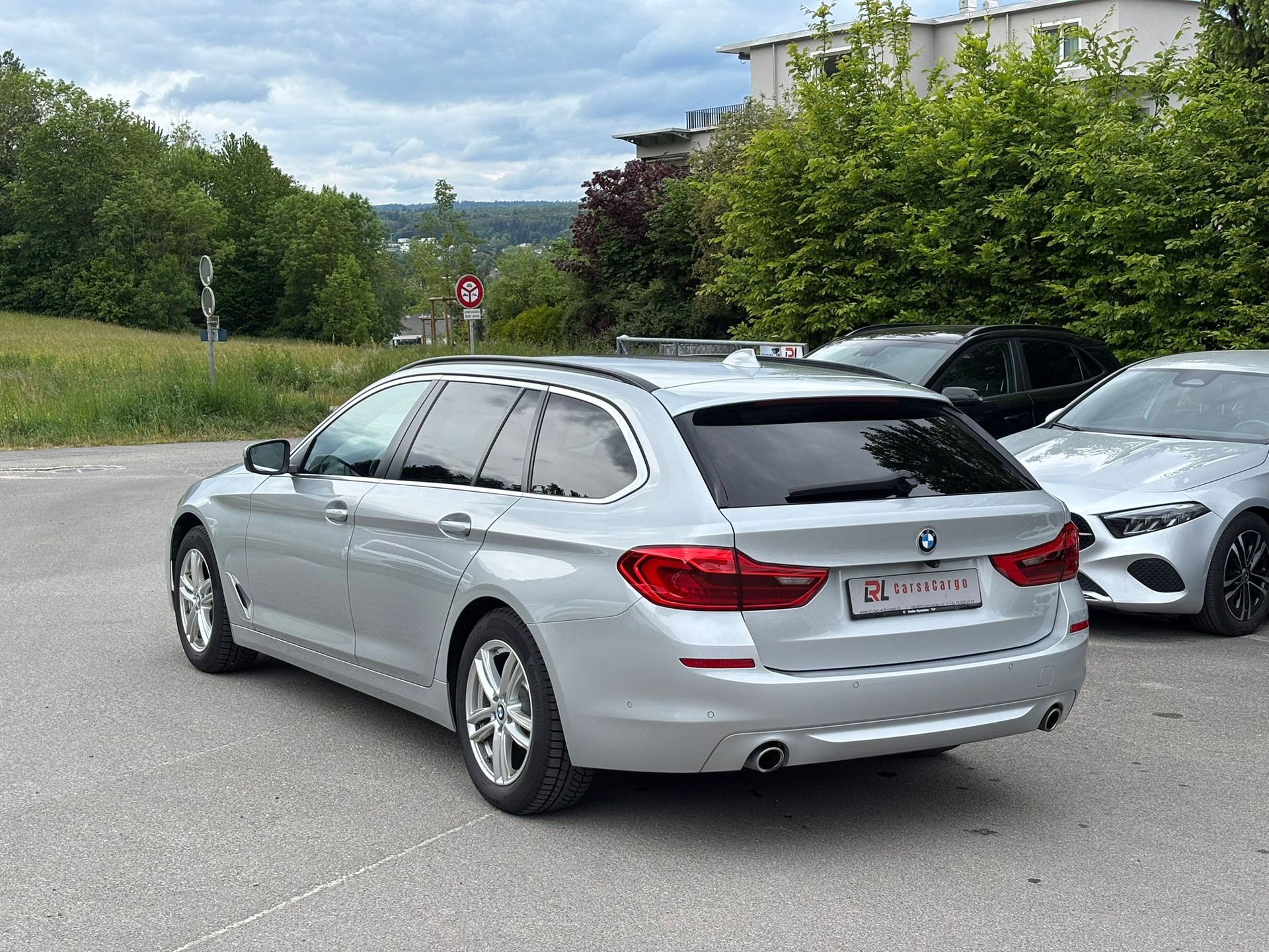 BMW 520d xDrive Touring Steptronic-image-4