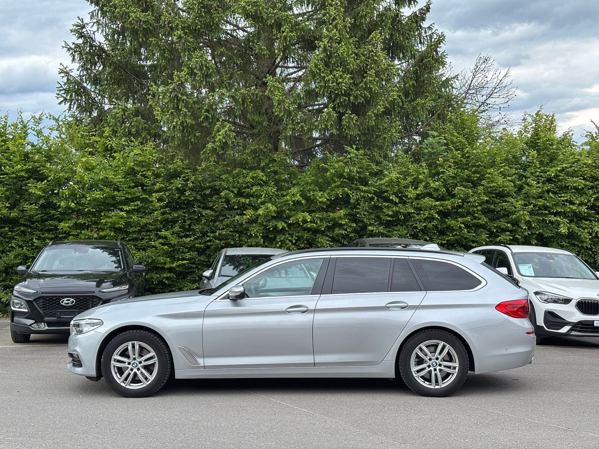 BMW 520d xDrive Touring Steptronic-image-3