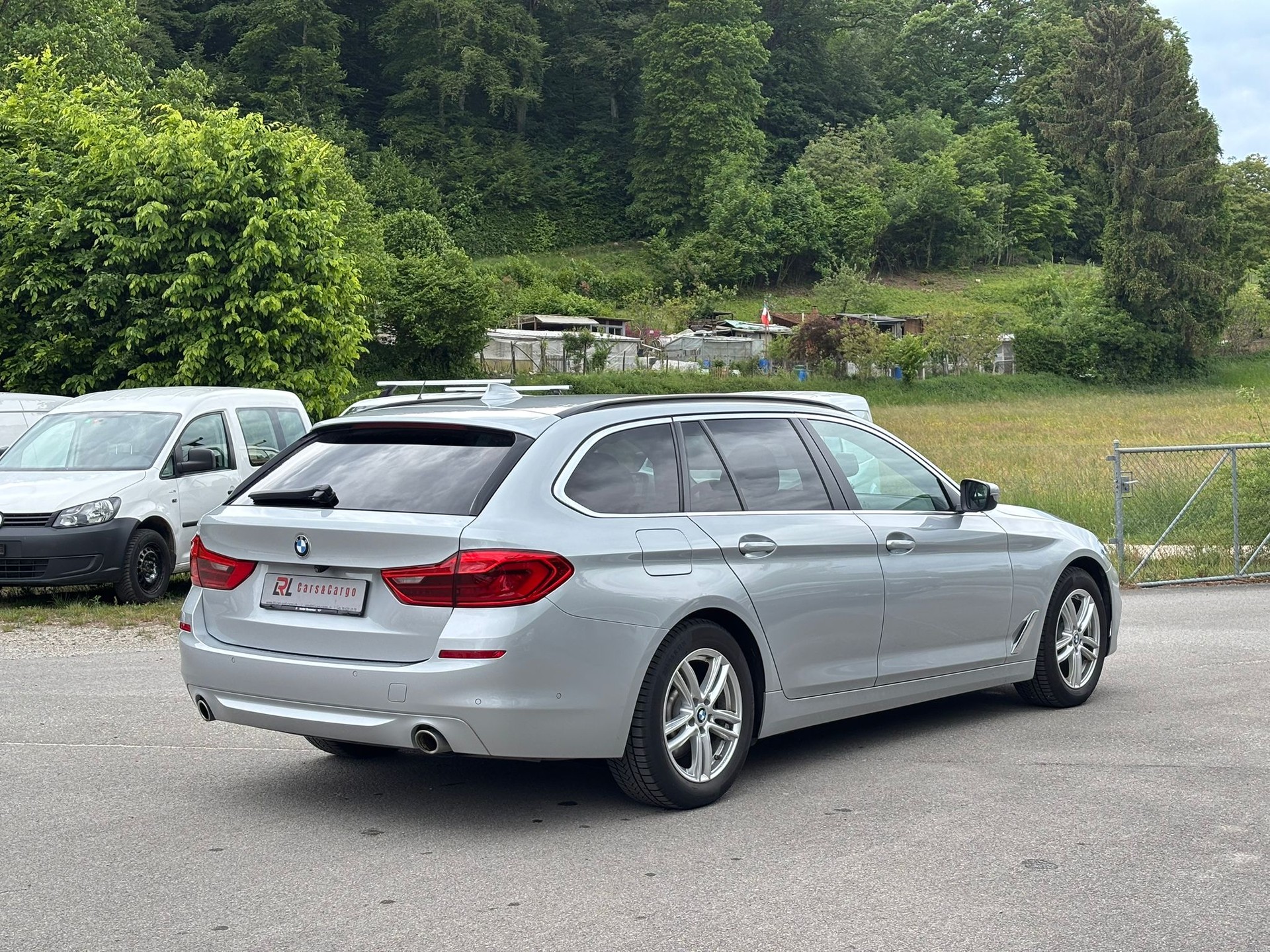 BMW 520d xDrive Touring Steptronic-image-6