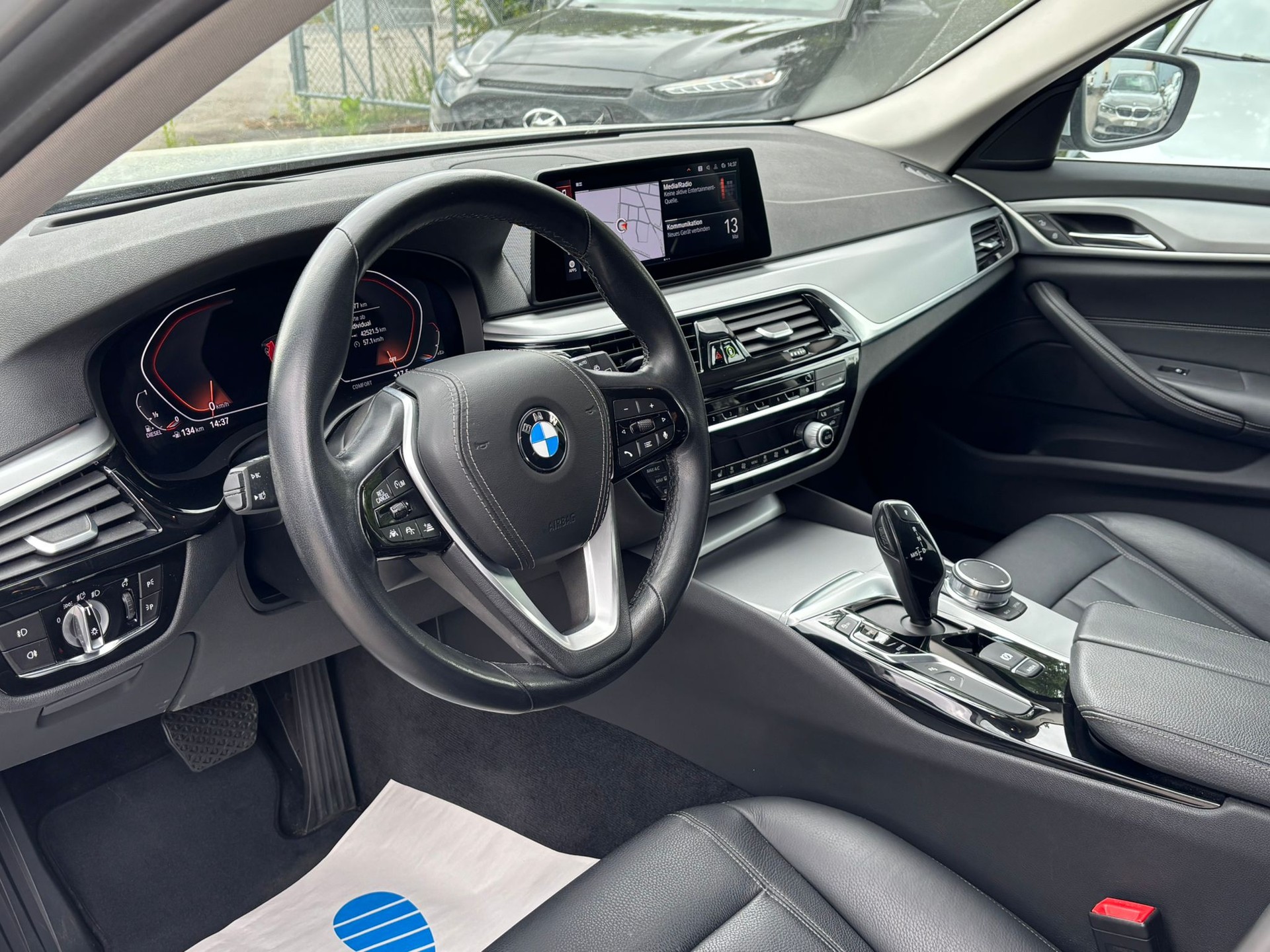 BMW 520d xDrive Touring Steptronic-image-7