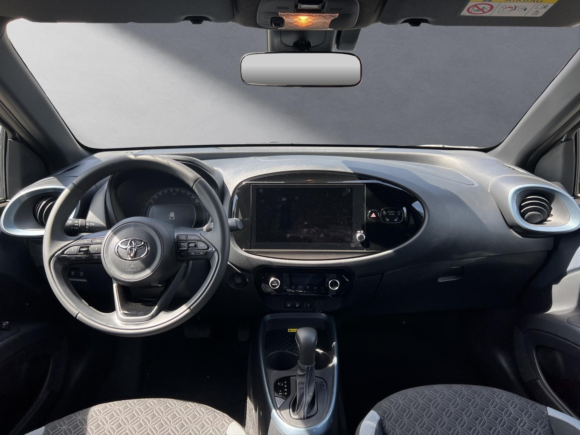 TOYOTA Aygo X 1.0 VVT-i Trend-showroom-element-3