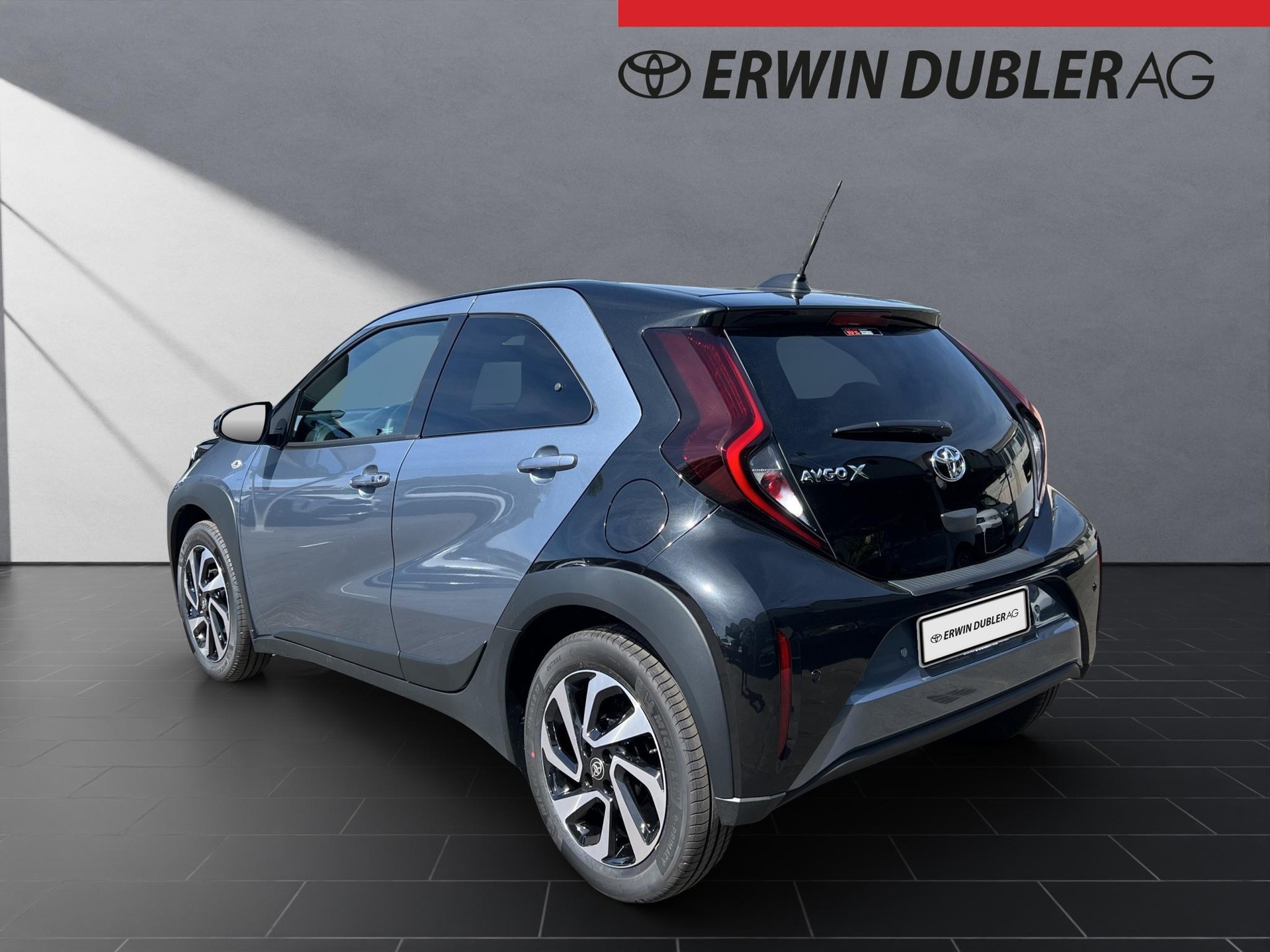 TOYOTA Aygo X 1.0 VVT-i Trend-showroom-element-2