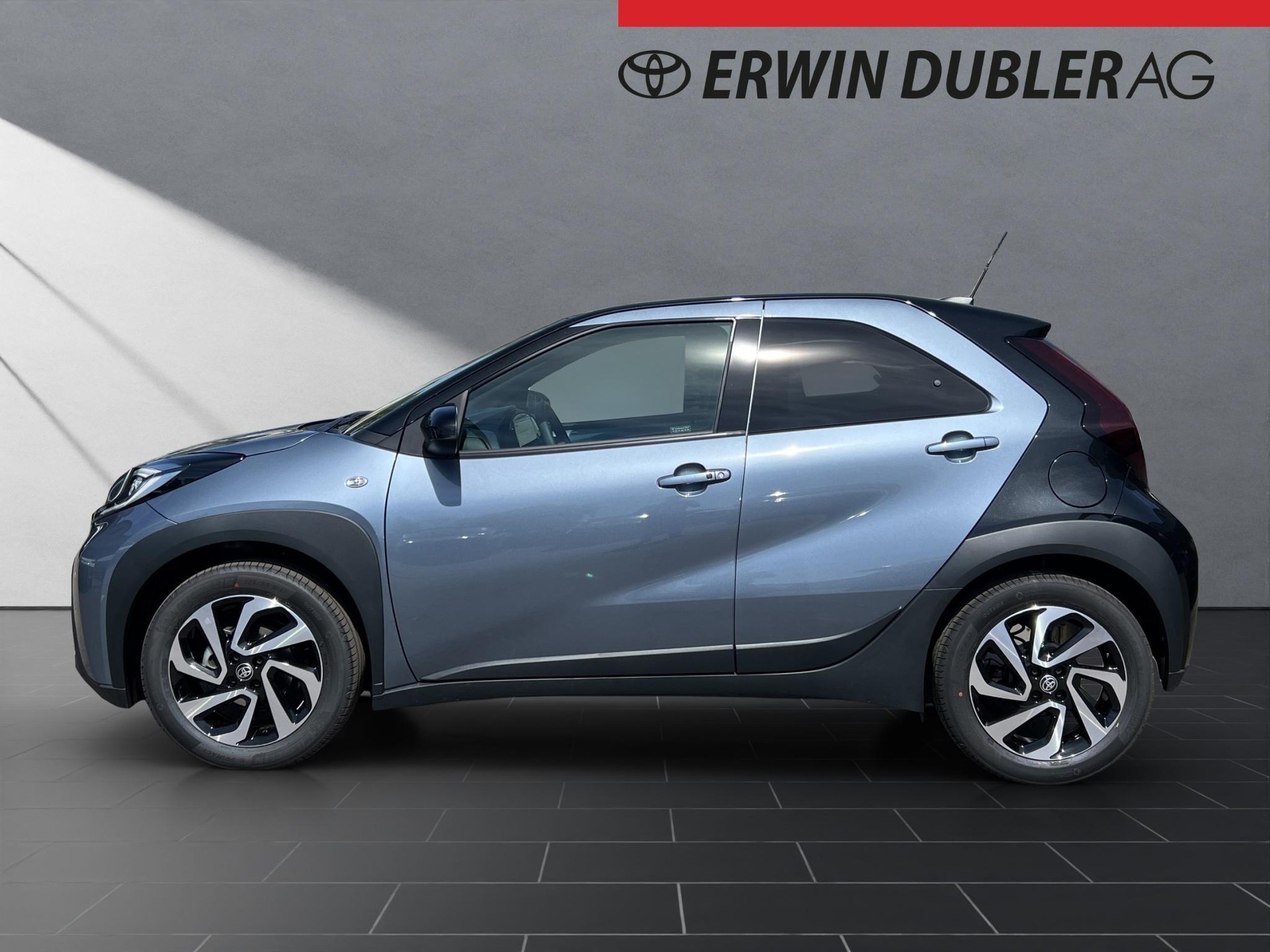 TOYOTA Aygo X 1.0 VVT-i Trend-showroom-element-1