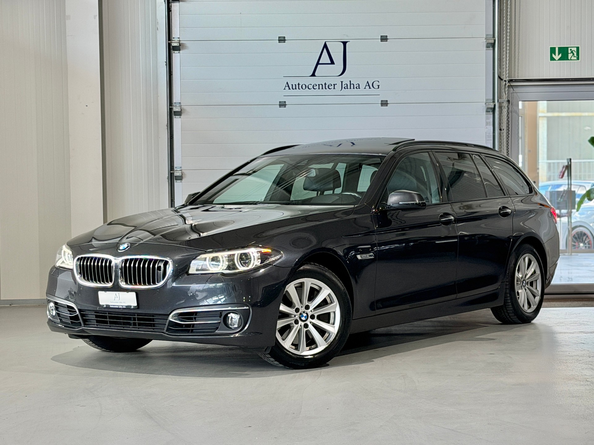 BMW 530d Touring xDrive Luxury Line Steptronic (CH) Facelift