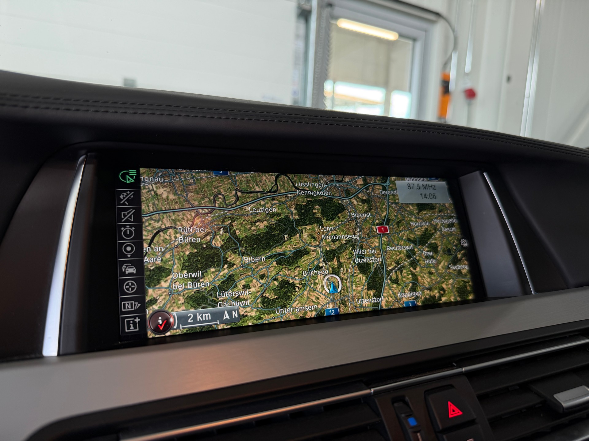 BMW 530d Touring xDrive Luxury Line Steptronic (CH) Facelift-image-14
