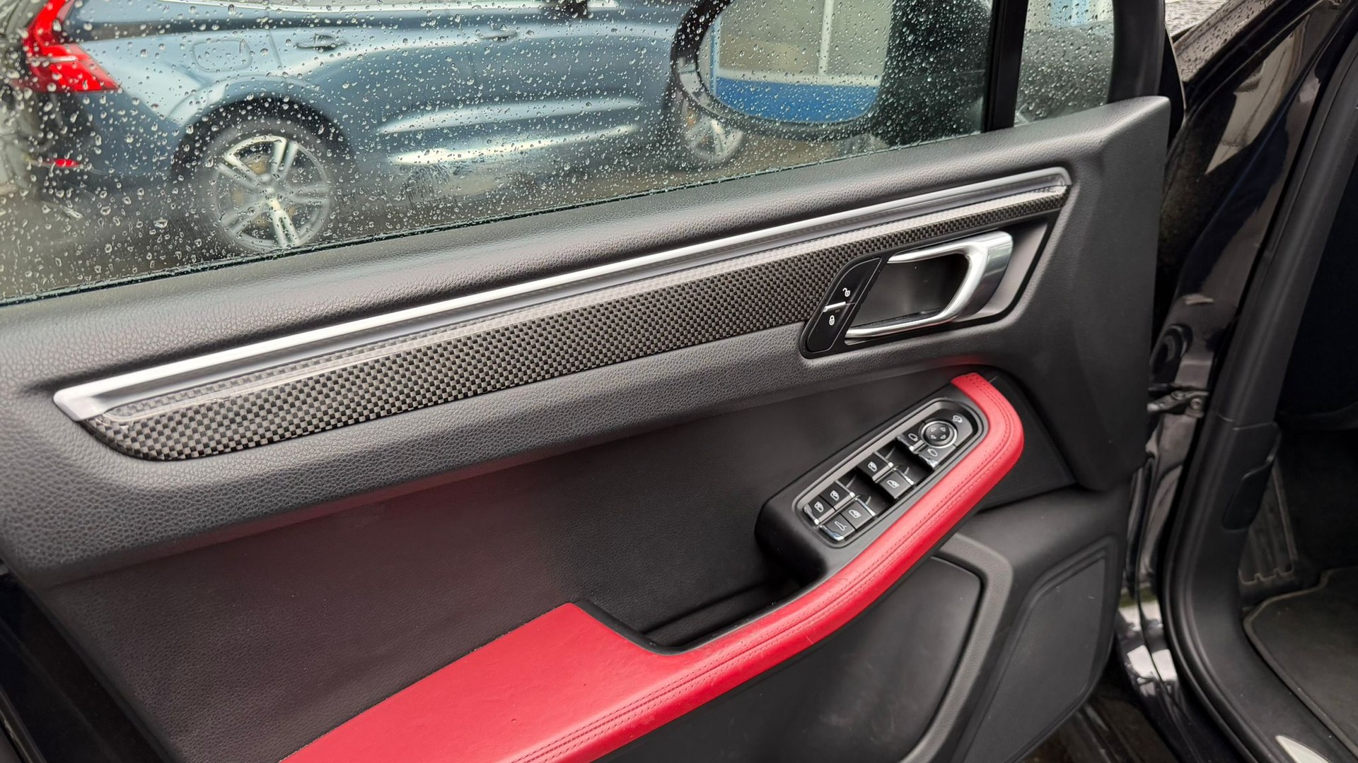 PORSCHE Macan GTS PDK-image-8