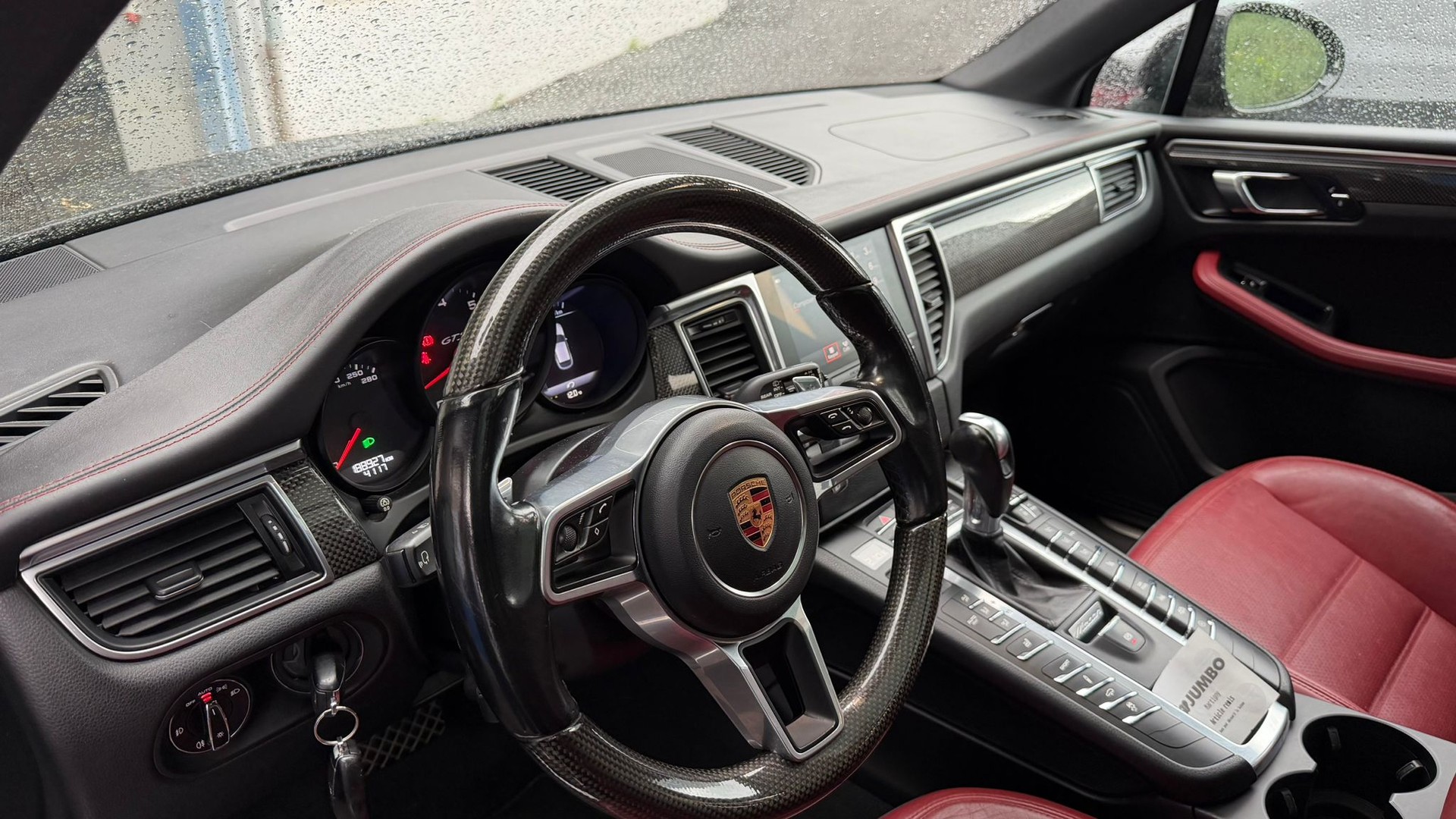 PORSCHE Macan GTS PDK-image-4